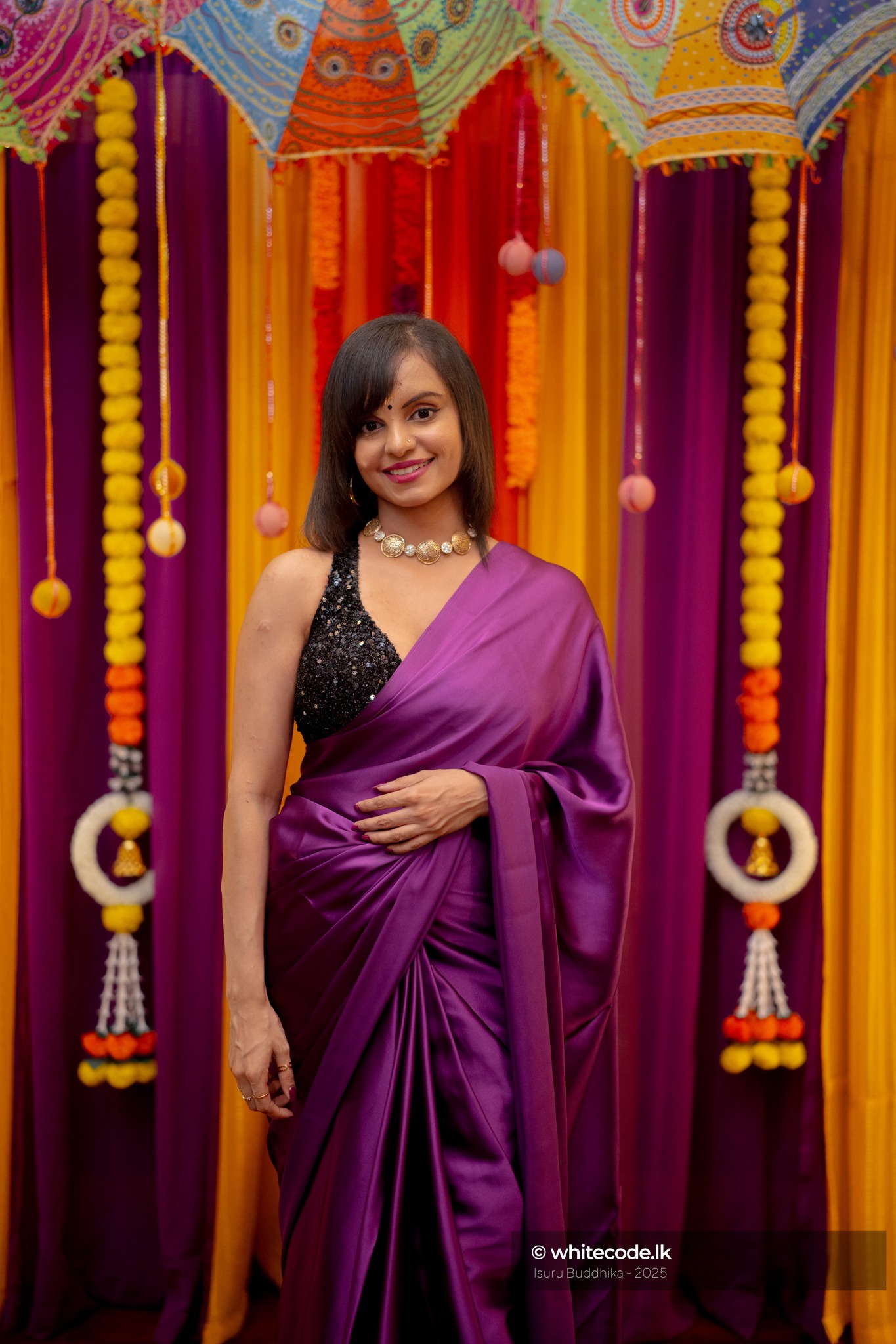 WHITE CODE | Colombo