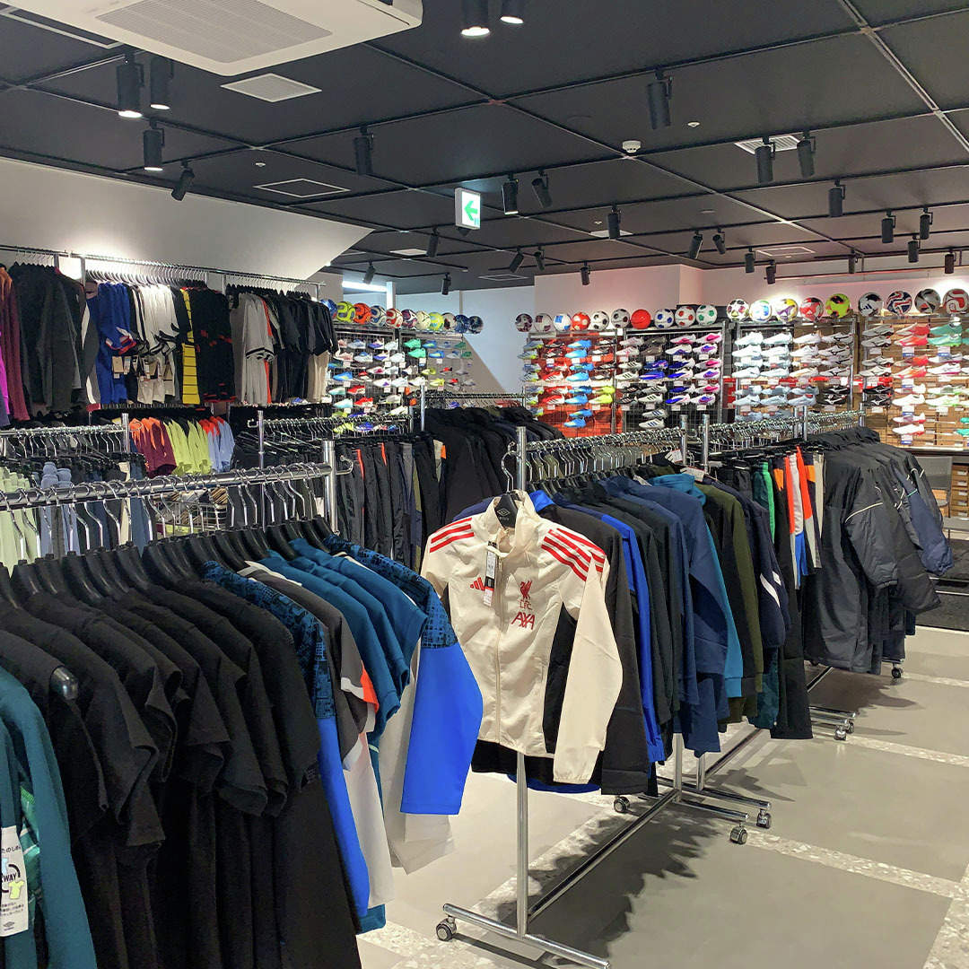 NU茶屋町 B1FにてPOPUPがスタート🎉 サッカーショップKAMO 梅田店から