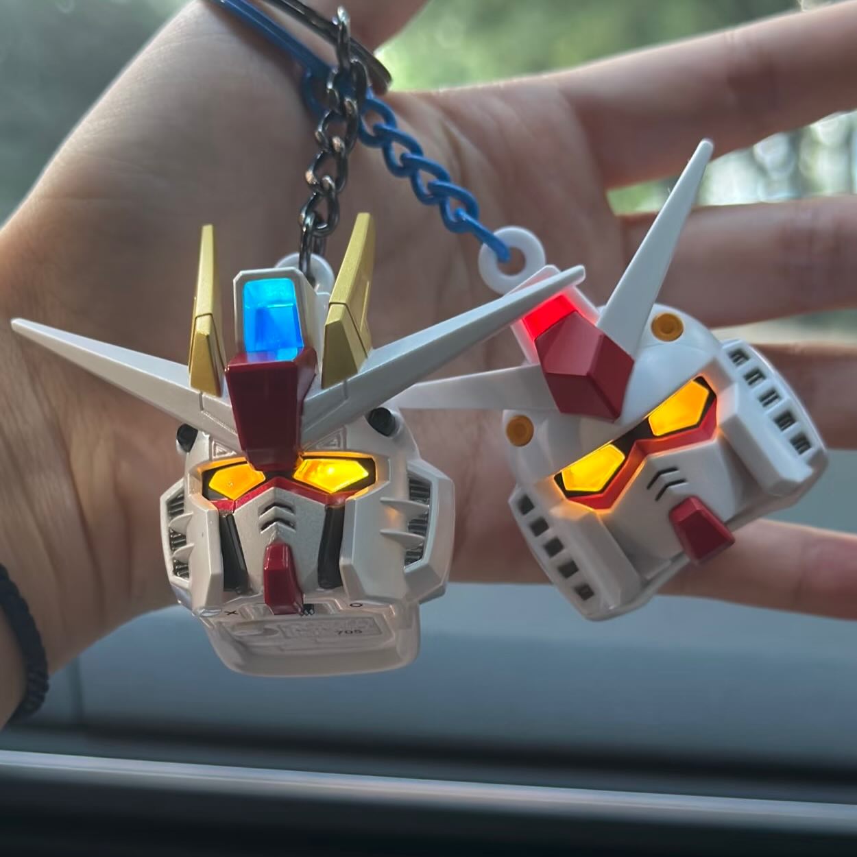 SD GUNDAM HEAD KEY CHAIN BLIND BOX (WITH LED