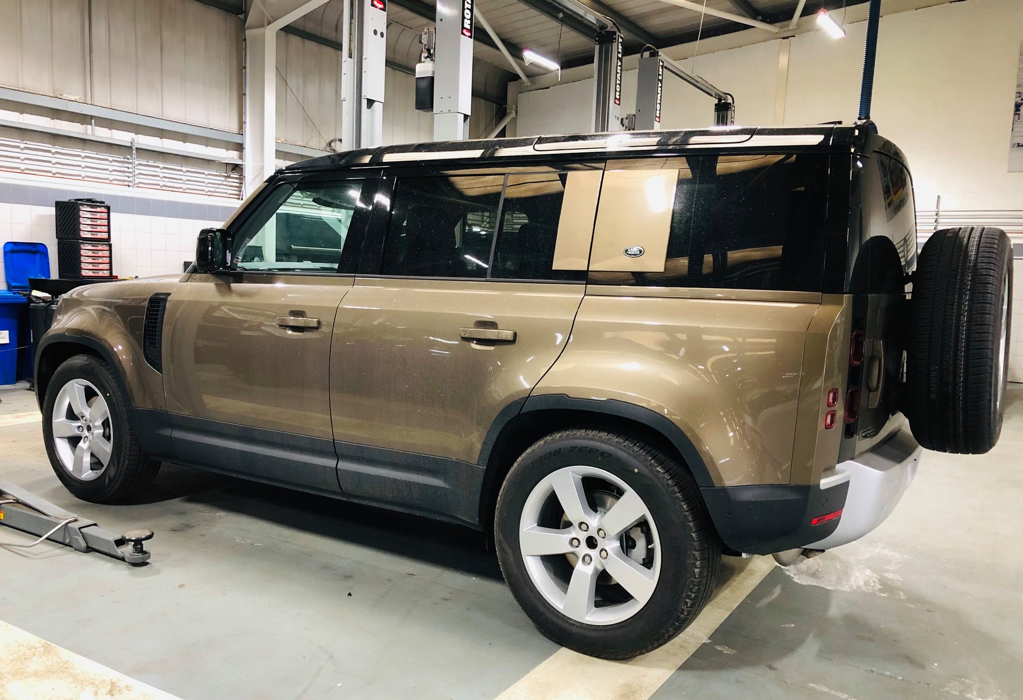 ** BREAKING NEWS ** Our new Land Rover... - Vertu Land Rover