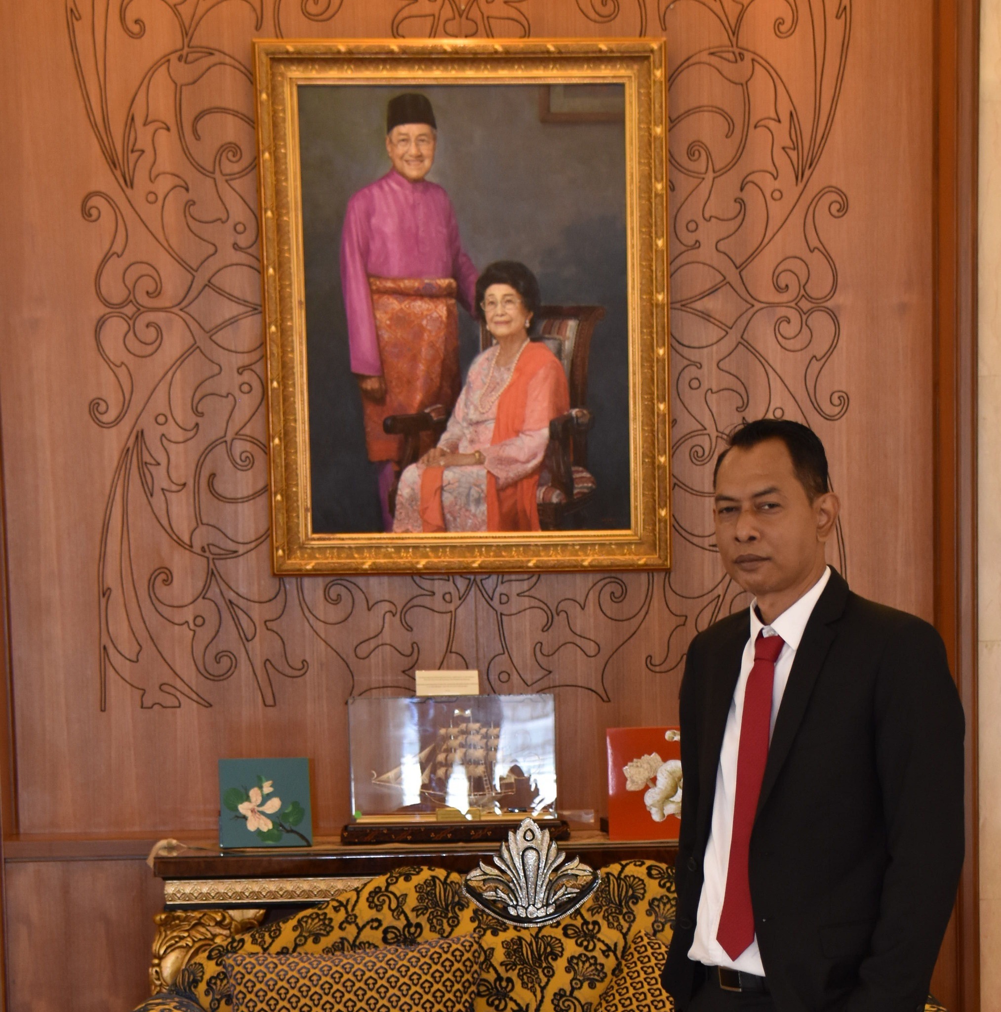 PEMECATAN DS HAMZAH ZAINUDDIN. Apa kata Tan Sri Dato' Seri Utama Dr ...
