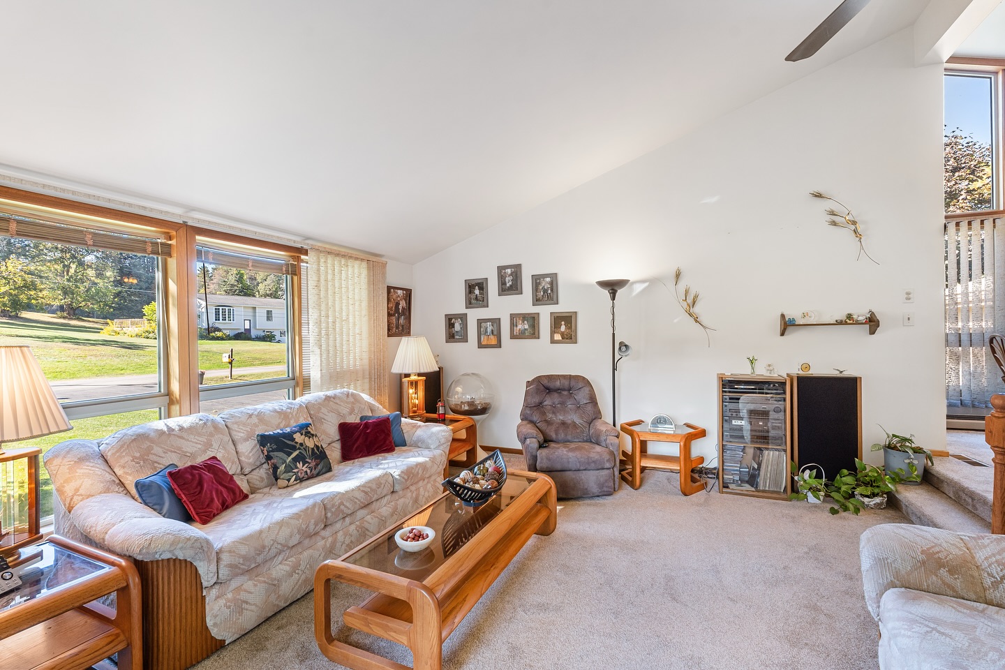 Kelly Roche Realtor added a new... - Kelly Roche Realtor