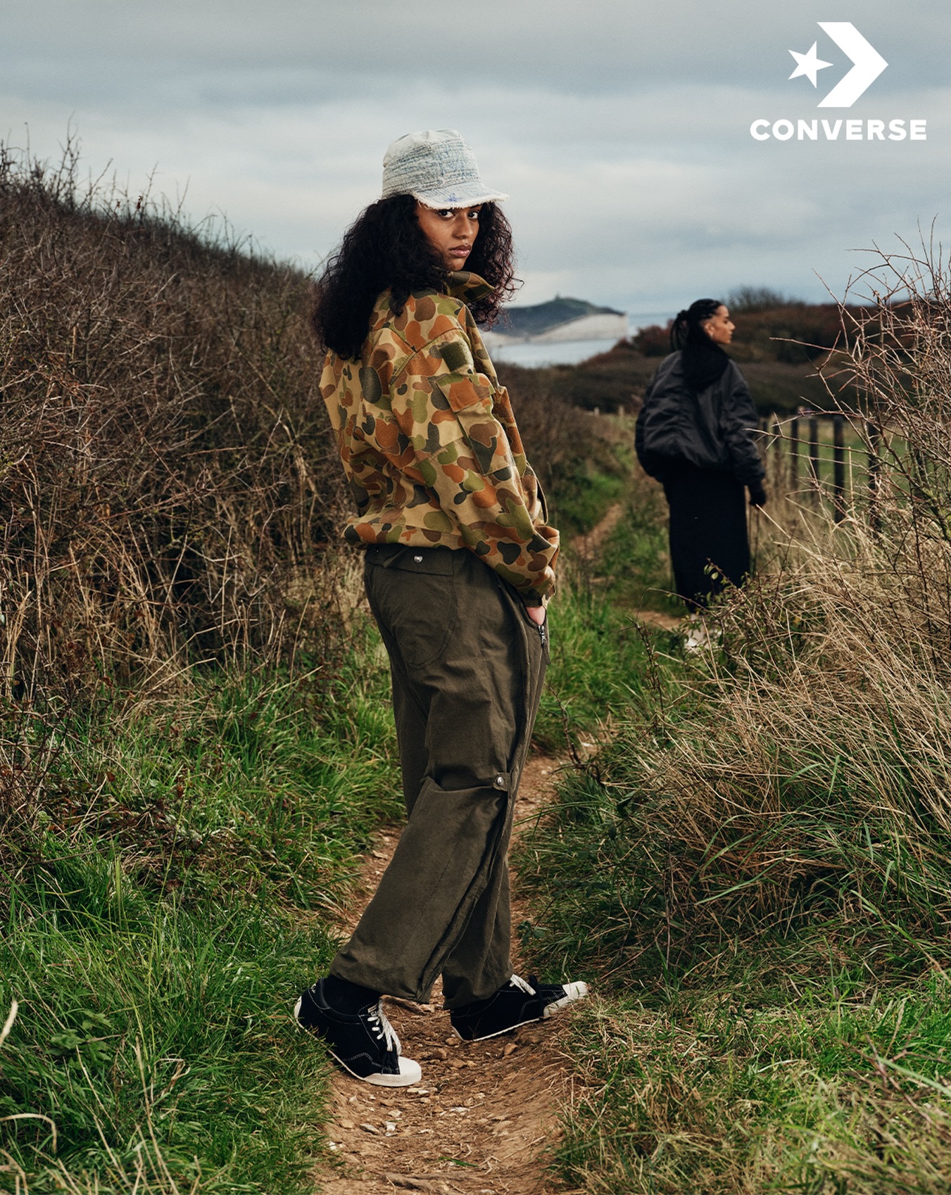 CONVERSE - Fluye sin pensarlo demasiado y deja que tu estilo hable solo ...