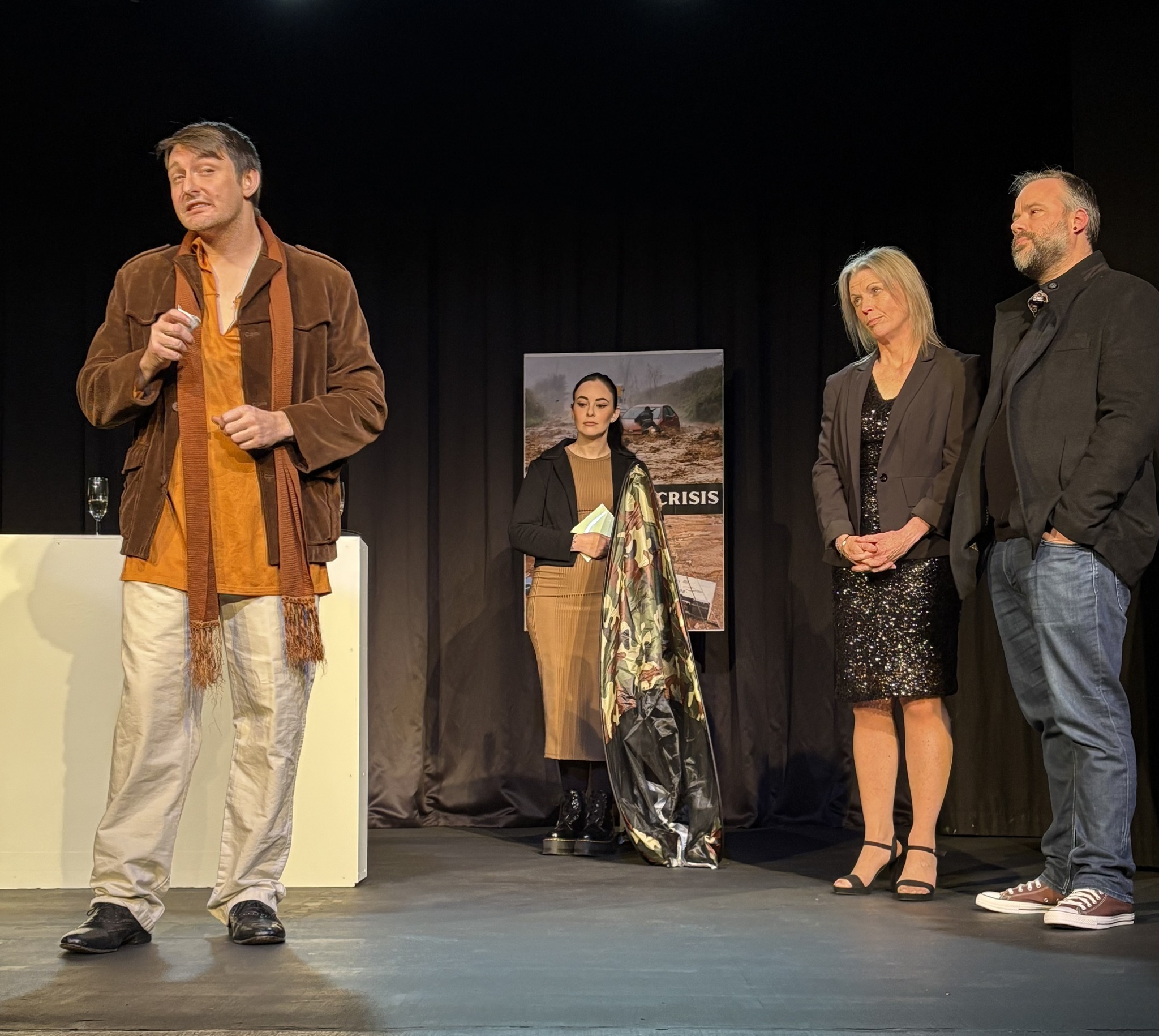 Stratford - Review - New Plymouth Little Theatre production of Ache ...