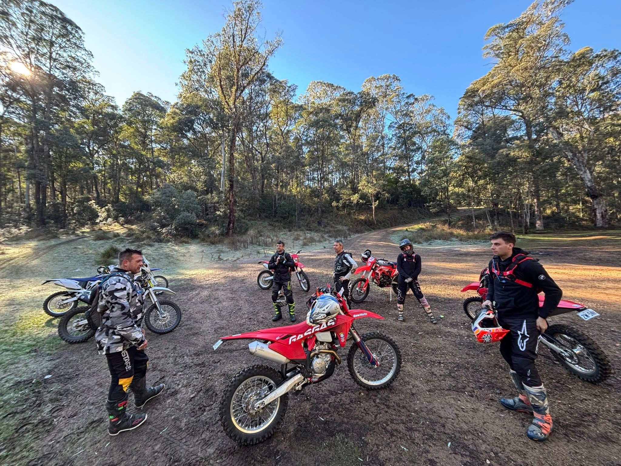 𝘾𝙧𝙖𝙘𝙠𝙞𝙣𝙜 𝙙𝙖𝙮 𝙤𝙪𝙩... - AWMCC - Albury Wodonga Motorcycle Club | Facebook