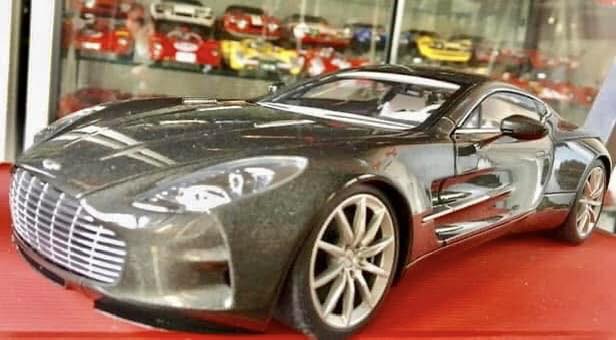 Autoart Aston Martin One-77 1:18 scale model review
