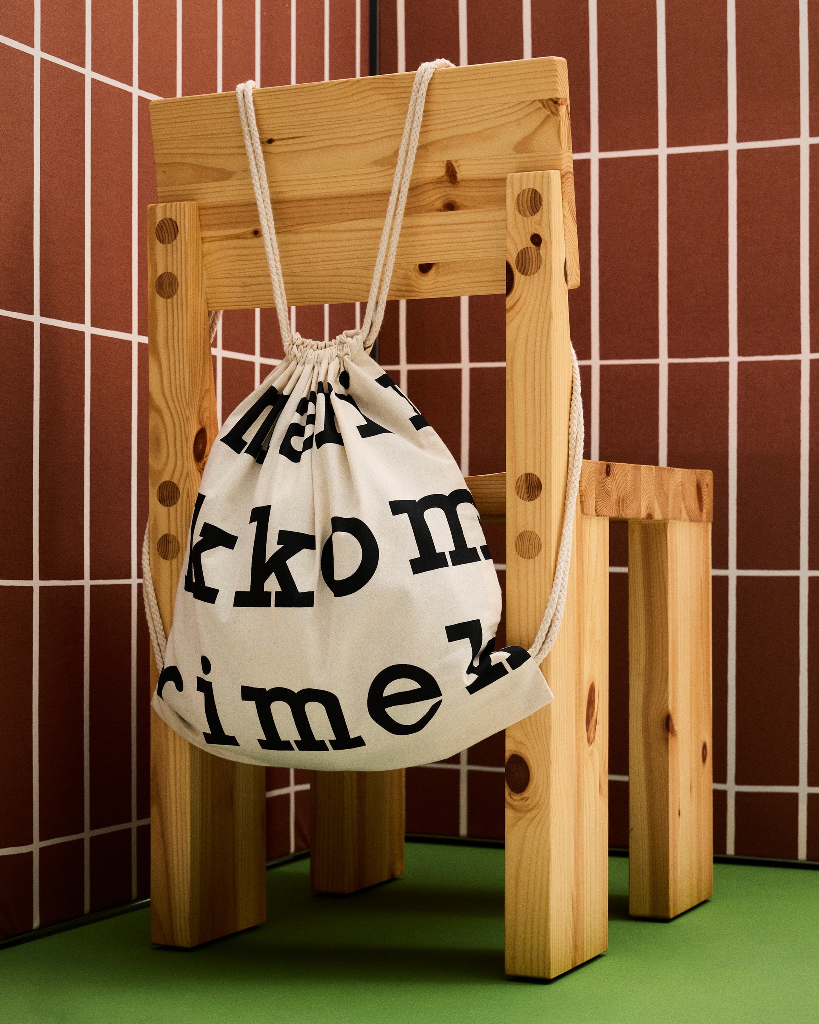Marimekko - Unikko柄のシーズンカラーは秋に向け落ちついた印象に