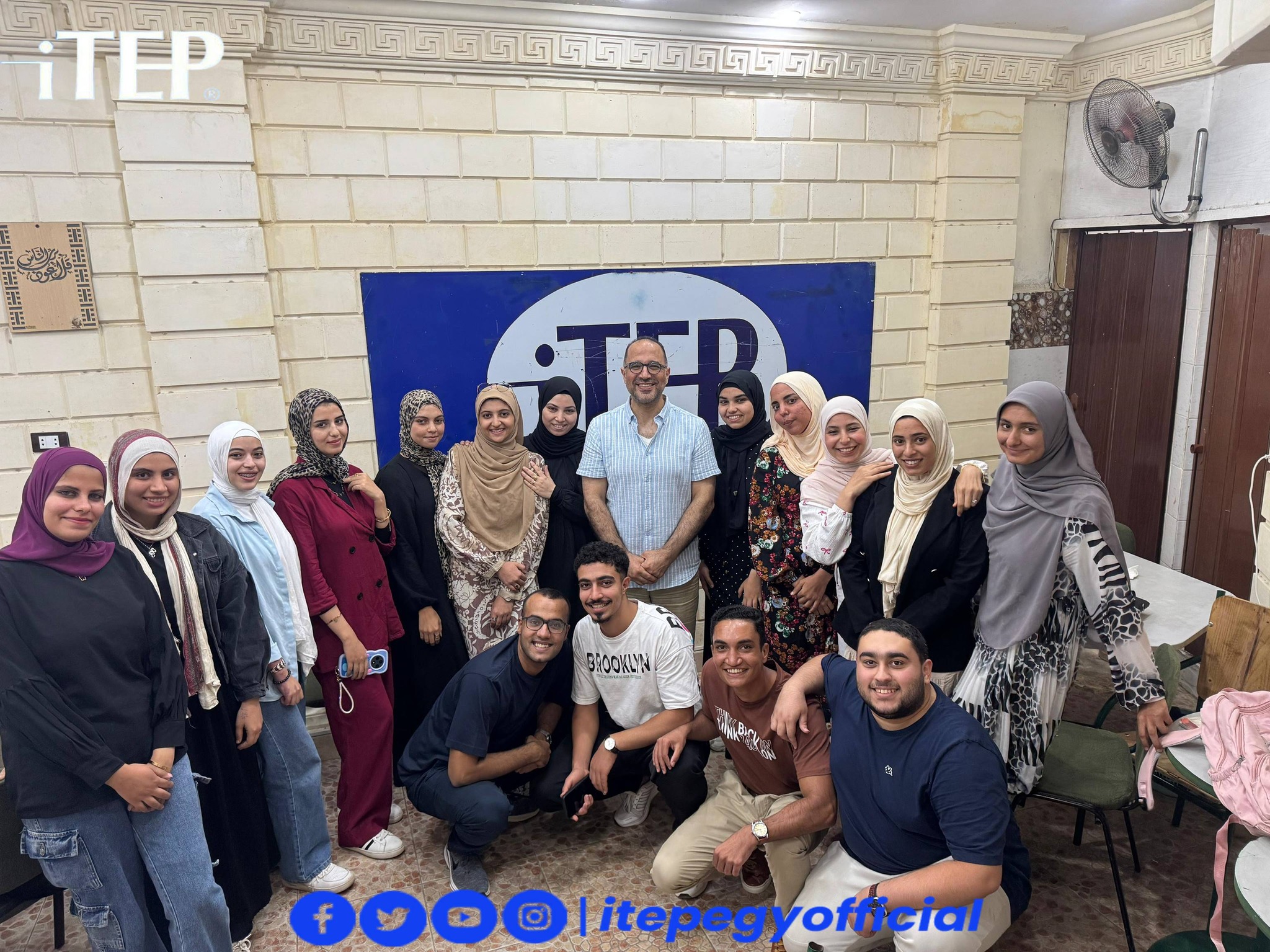 ITEP council - Idiomatic Expression تعبيرات مصرية دارجه 1- fall head ...