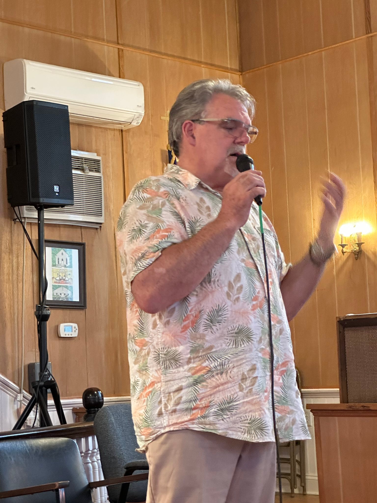 Real - Some of the people at Real Hope joining Ray Bennett - Mt Hermon ...