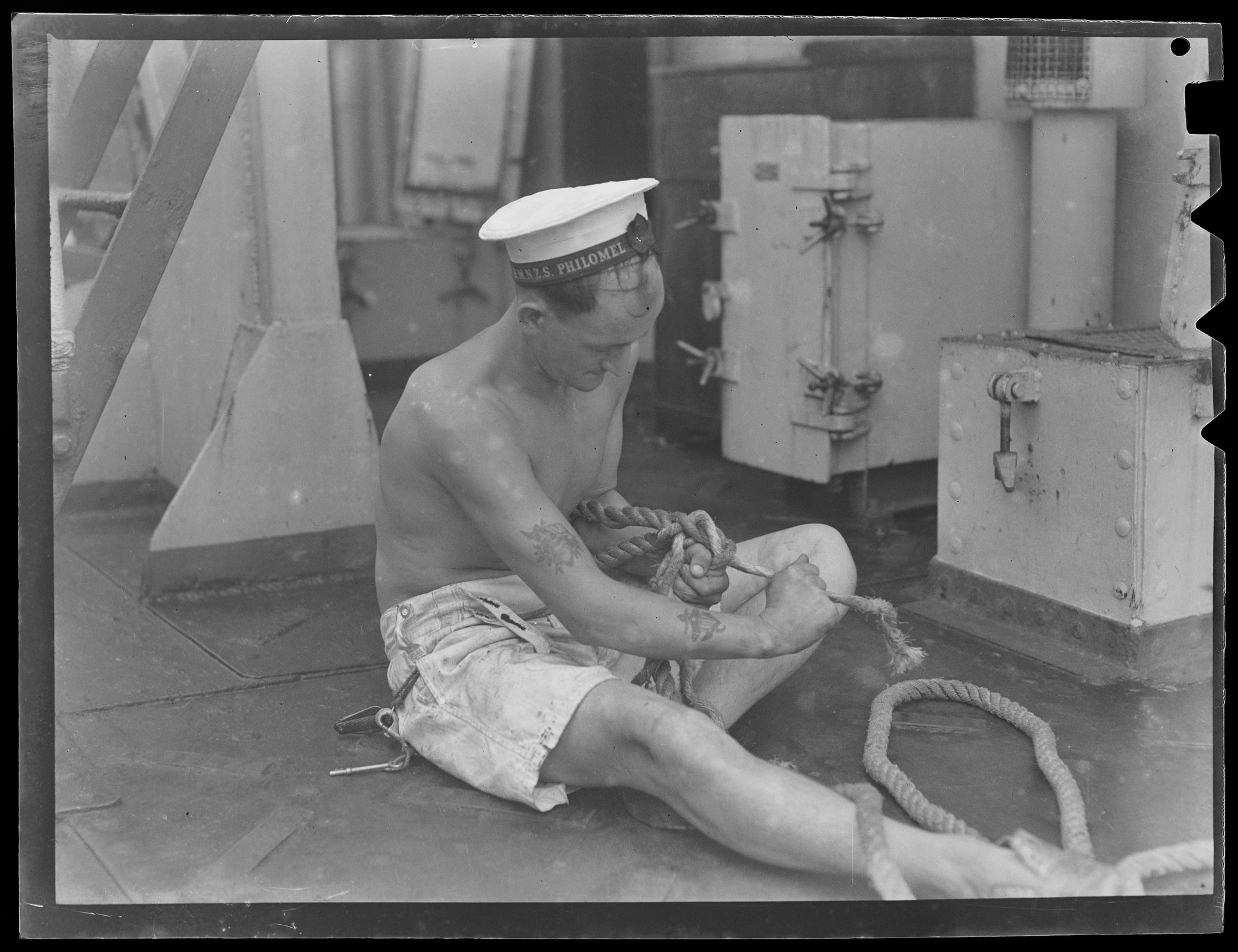 Torpedo - Our new feature image shows splicing rope on the training ...