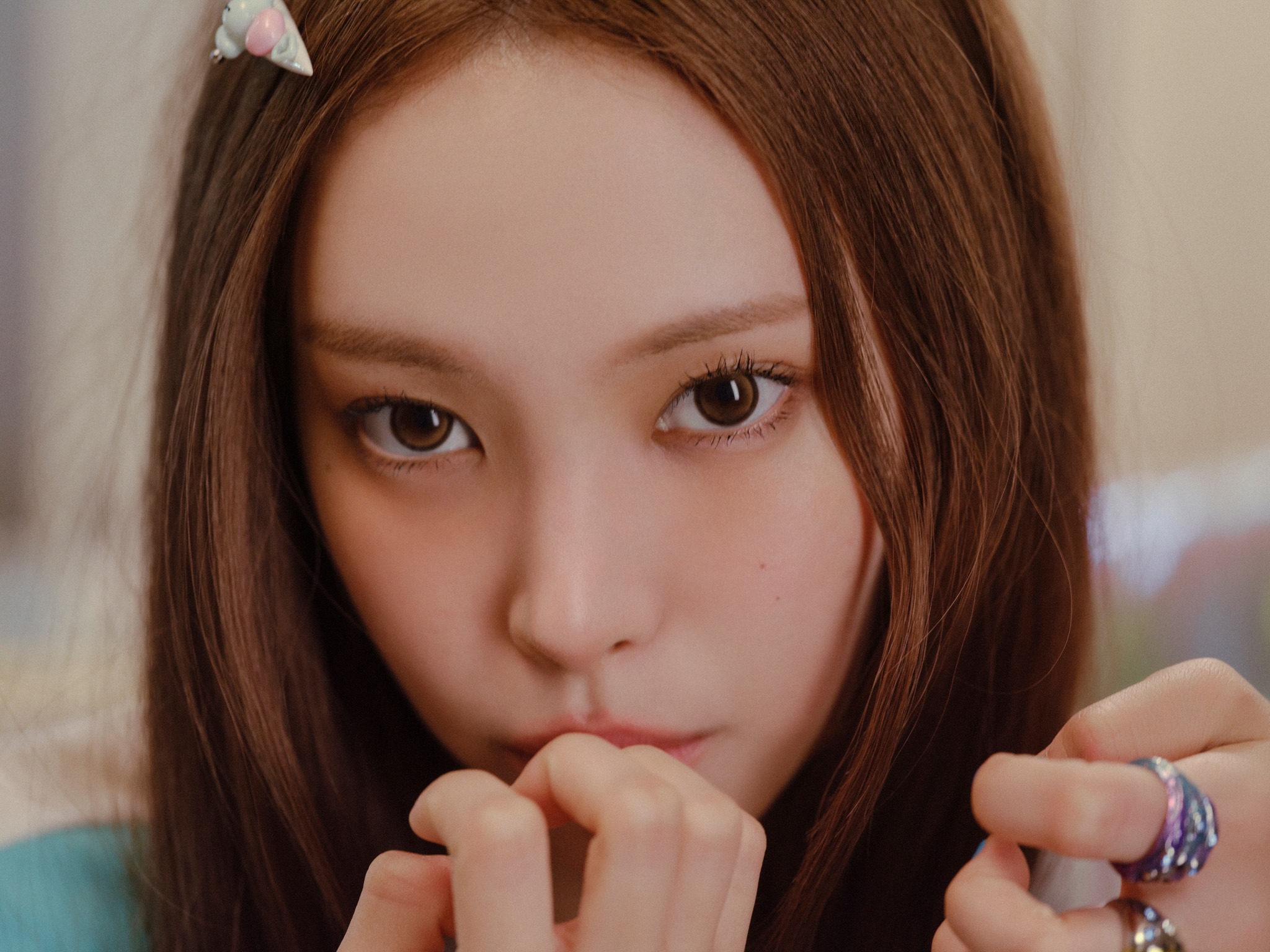 ILLIT 'MAMIHLAPINATAPAI' Concept Photo GRWM 💅 - #YUNAH 2026.04.30