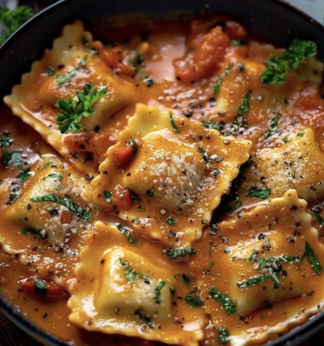 The Positive - Velvety Roma Tomato and Basil Sauce Ravioli 😍👨‍🍳🇮🇹🇮🇹👩‍🍳🍷 ...