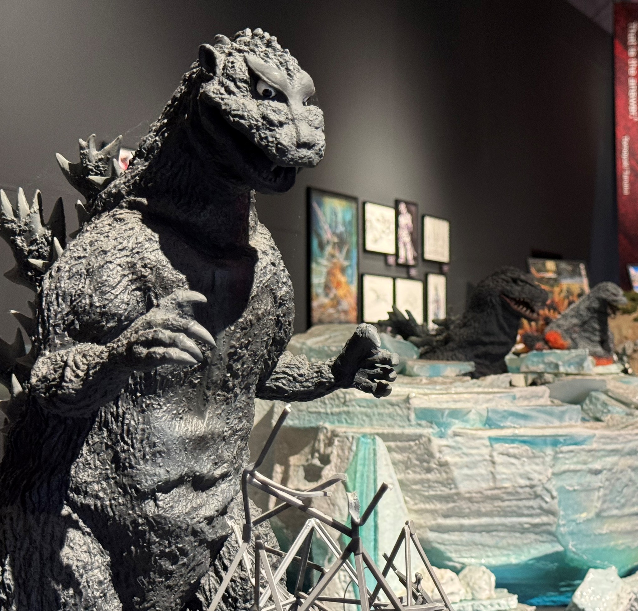 ゴジラミュージアム展示コレクション⑦／ **「歴代ゴジラ 名シーン