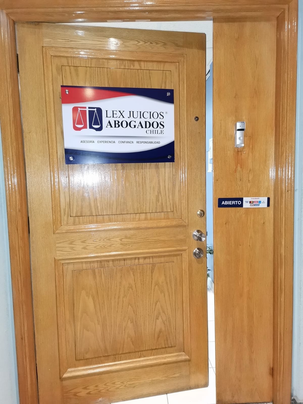 Abogados Lex J u i c i o s - Home