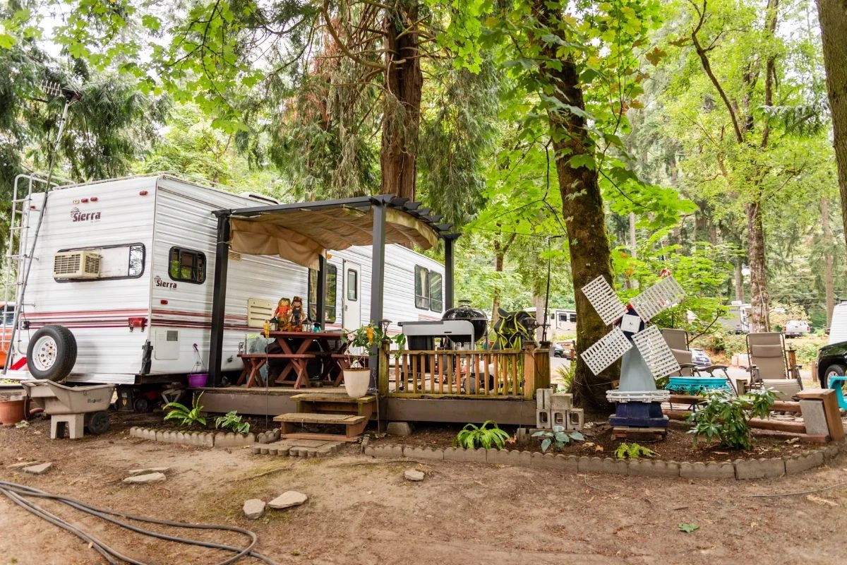 Lewis River RV Park and Country Store