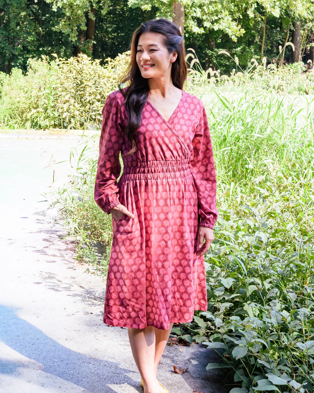golden ratio dress The is one of our new favorite styles!😍 Inspired by the beauty of the Golden Ratio, found in countless aesthetically pleasing forms across architecture, geometry, and nature! This wrap-style fashion rule of thirds golden ratio clothing proportions