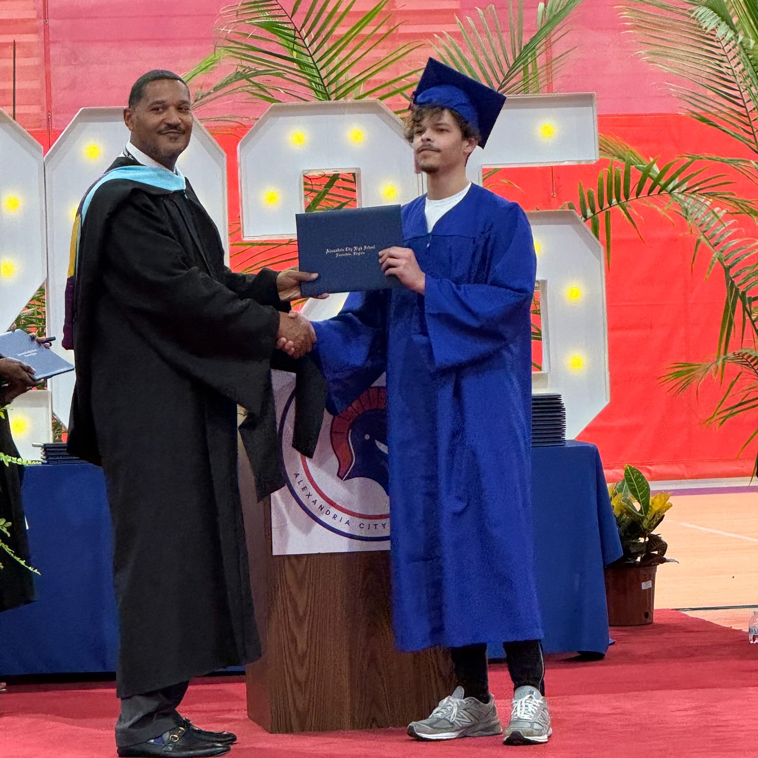 🎉🎓 Hats off to our 2025... - Alexandria City Public Schools | Facebook