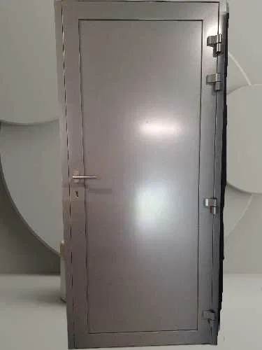 Metal-Rom