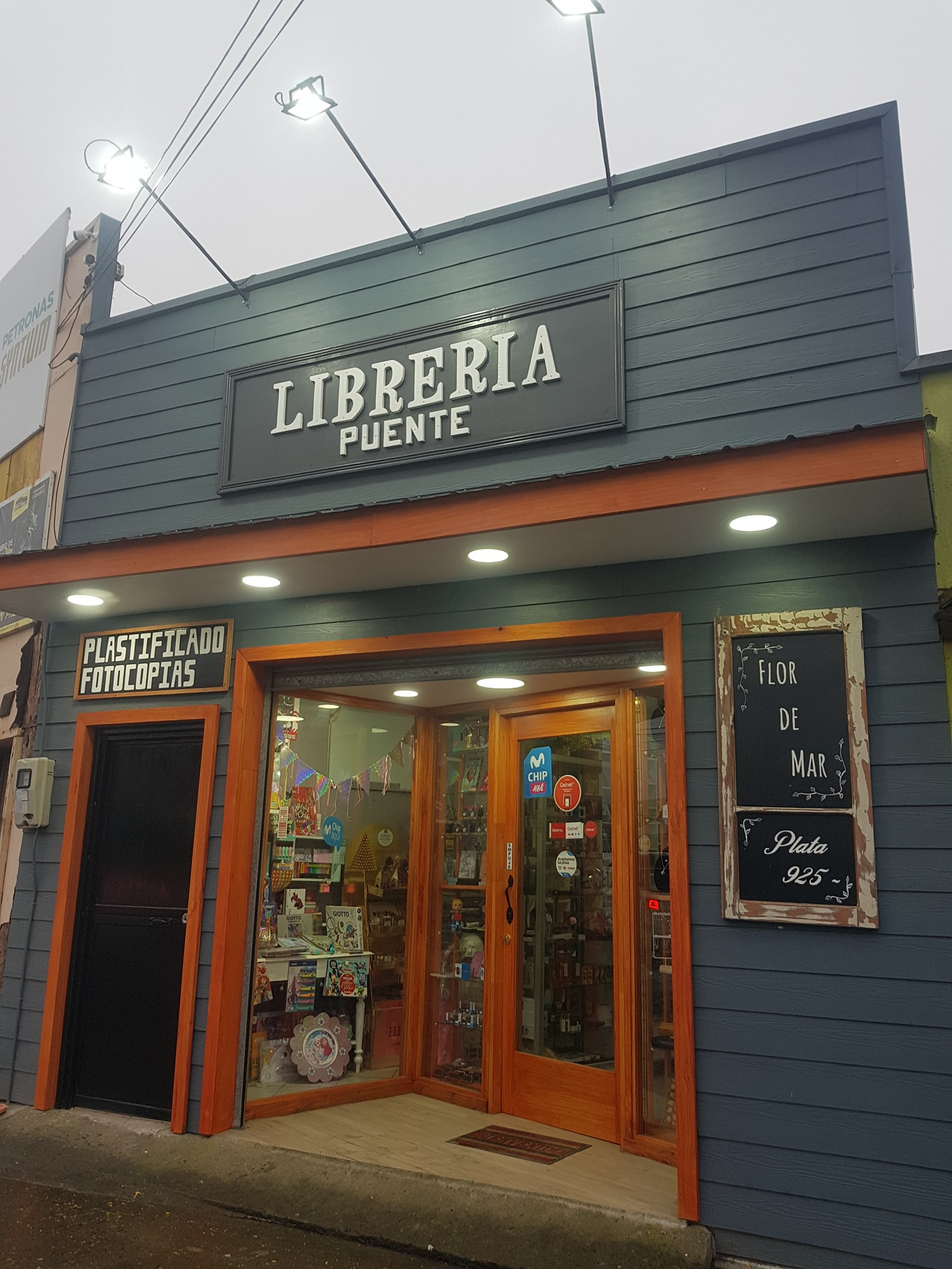 Librería Puente | Lebu