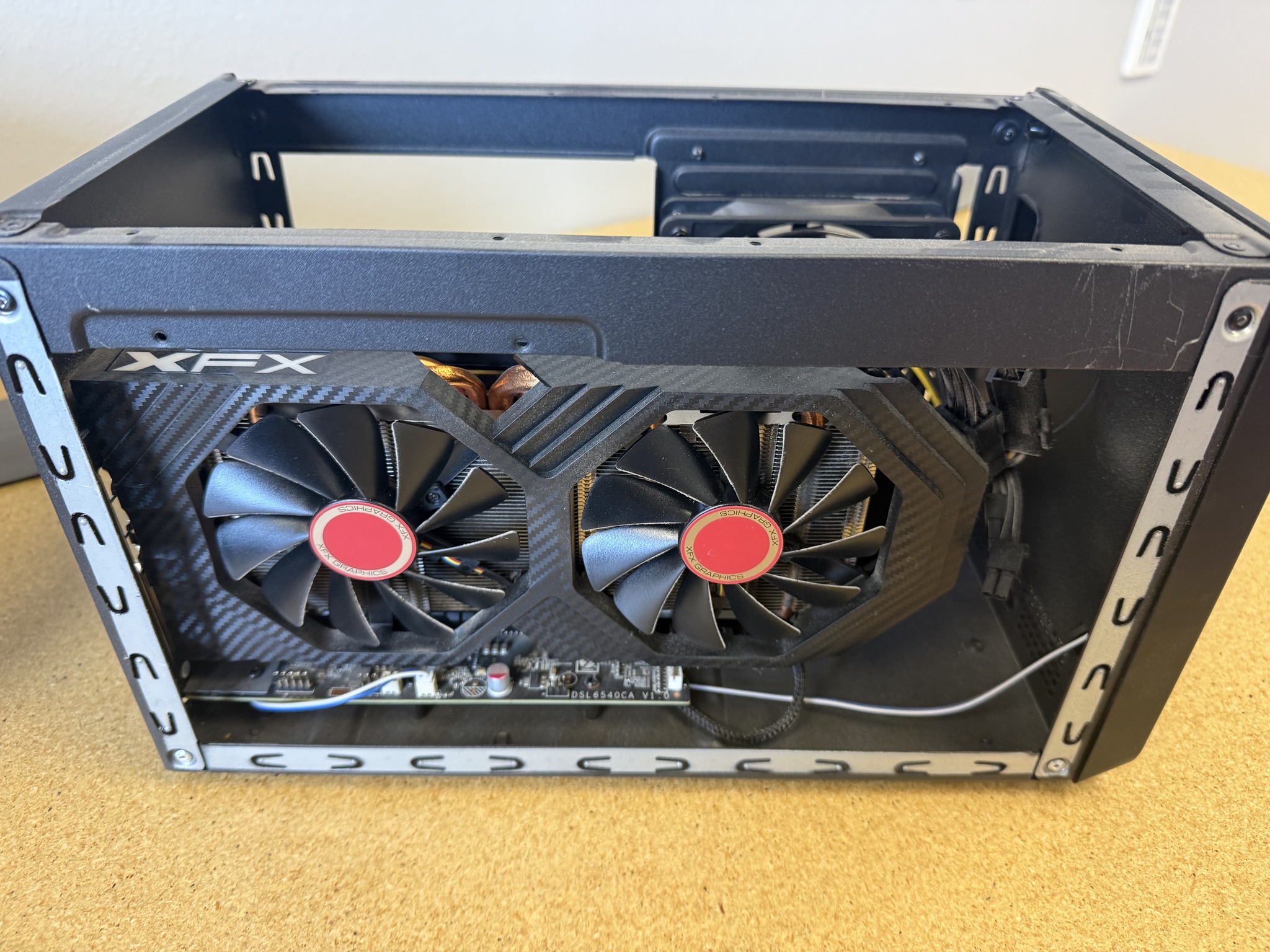 XFX Radeon RX 580 GTS and Sonnet eGPU Breakaway Box 750ex Enclosure ...
