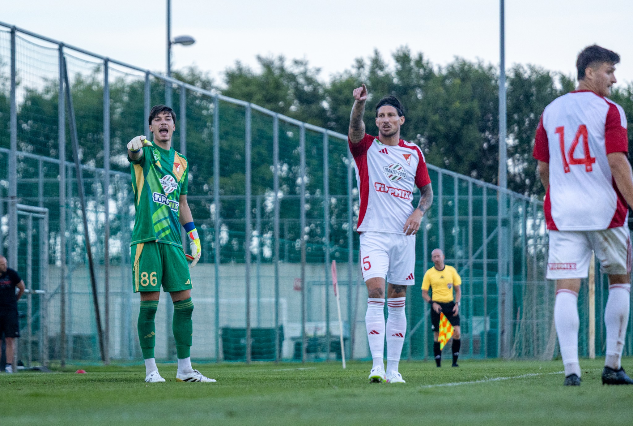 DVSC (Debreceni... - DVSC (Debreceni Vasutas Sport Club)