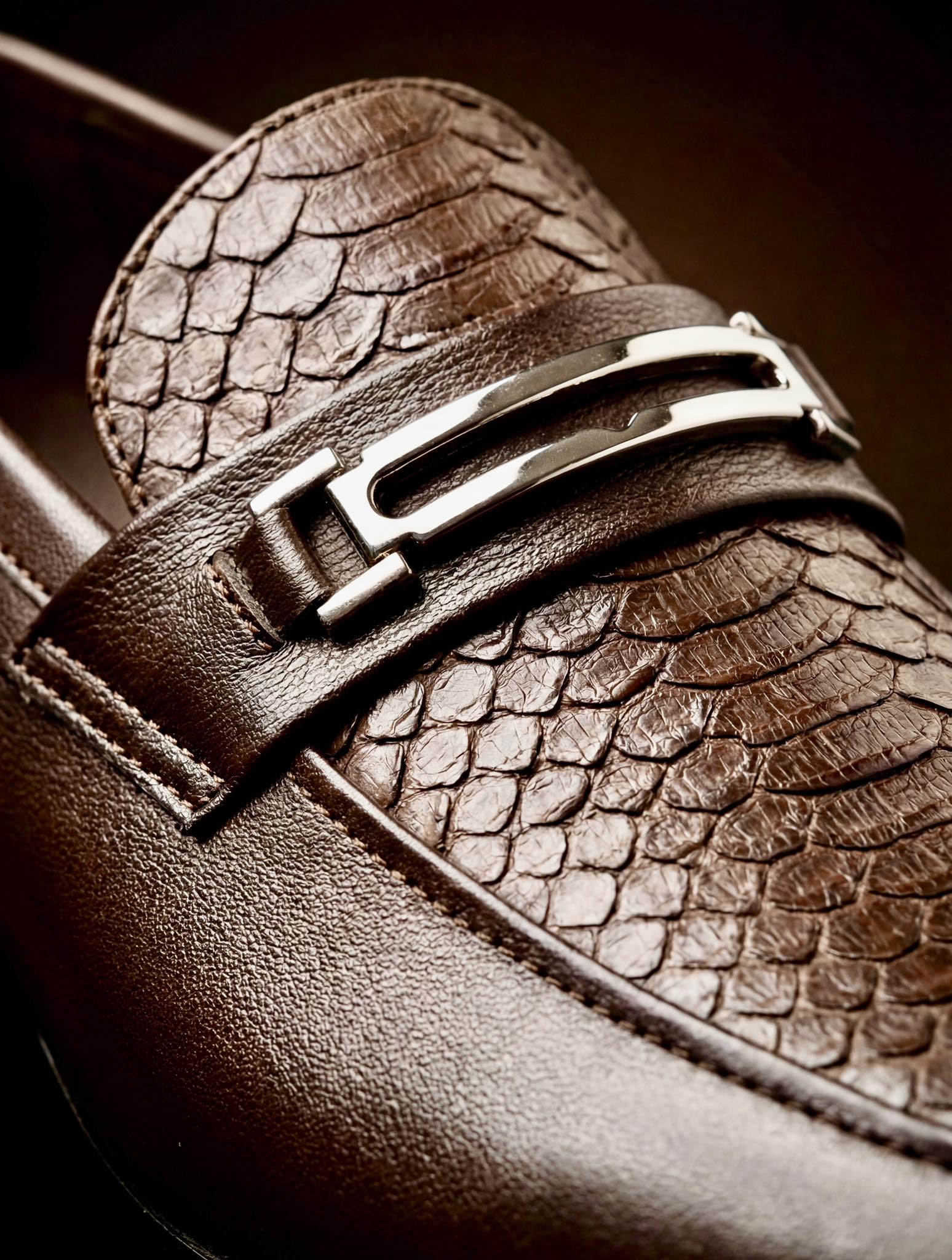 Cobblers - Original snake 🐍 leather Locate us! 📍 Lahore S52 Dolmen Mall ...