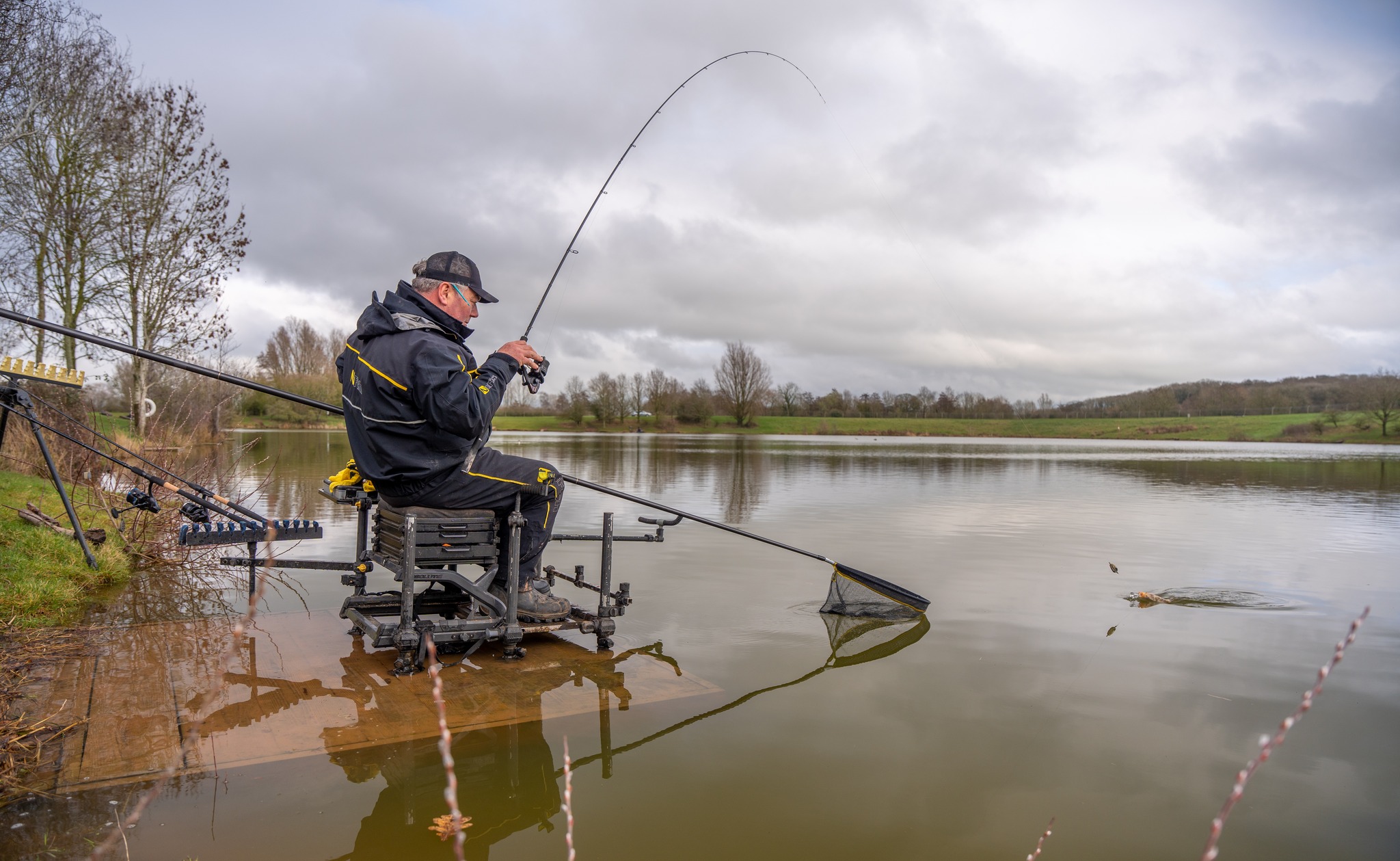 daiwa saltist 40 2 speed braid capacity Lever Drag 2-Speed moving jigs Bait Caster Best Fishing Fly rod car rack Color:HL676LX413