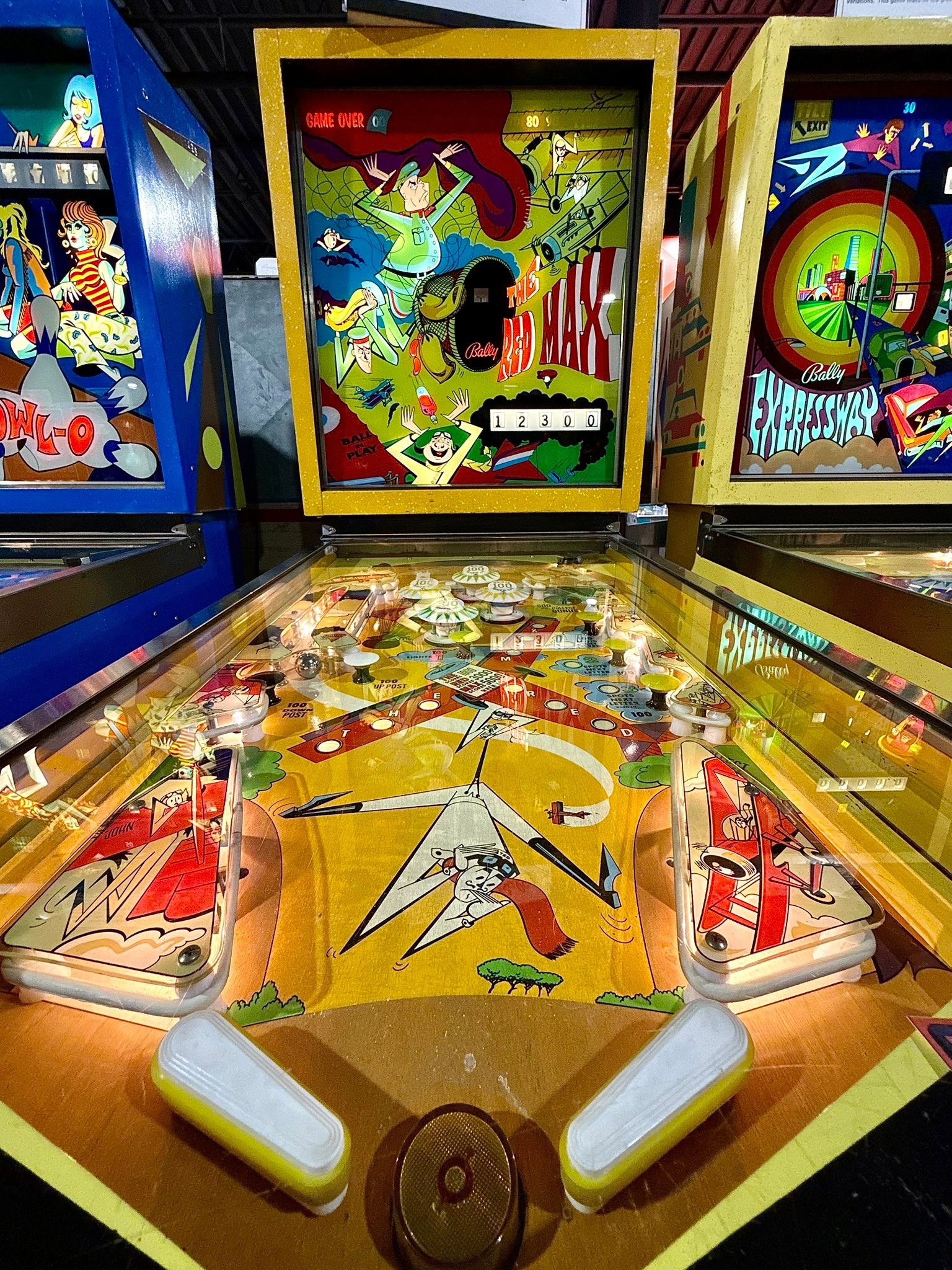 Here's another rare Bally, a 1971 The Red Max single-player