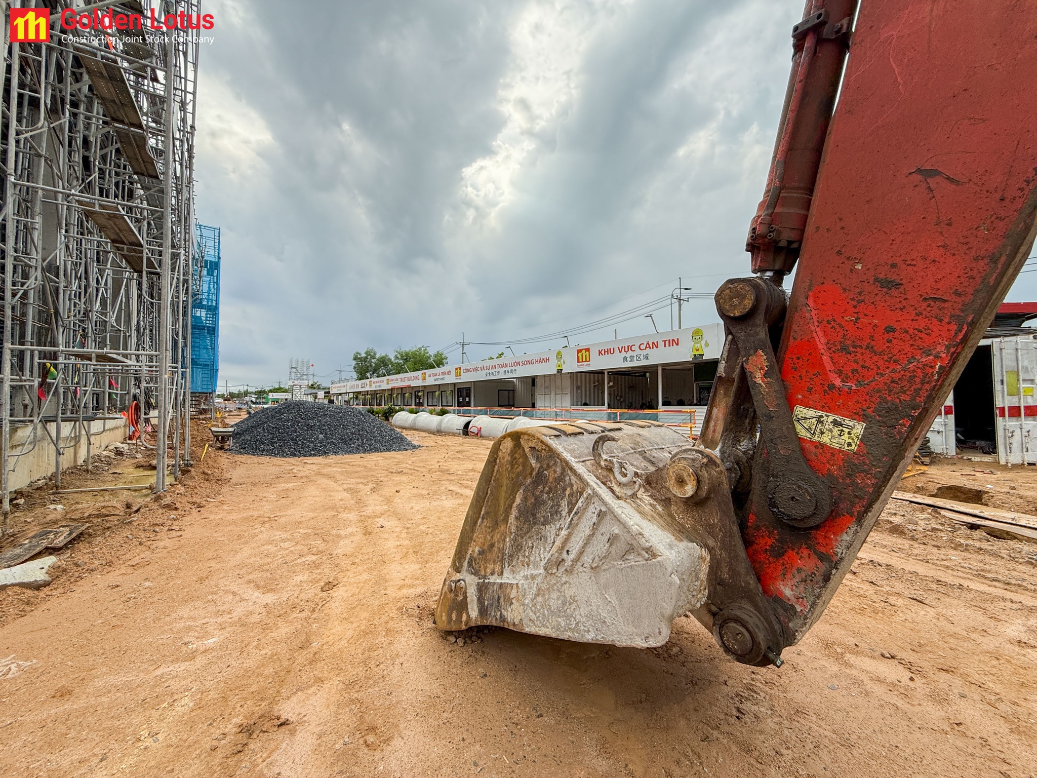 Golden Lotus Construction... - Golden Lotus Construction