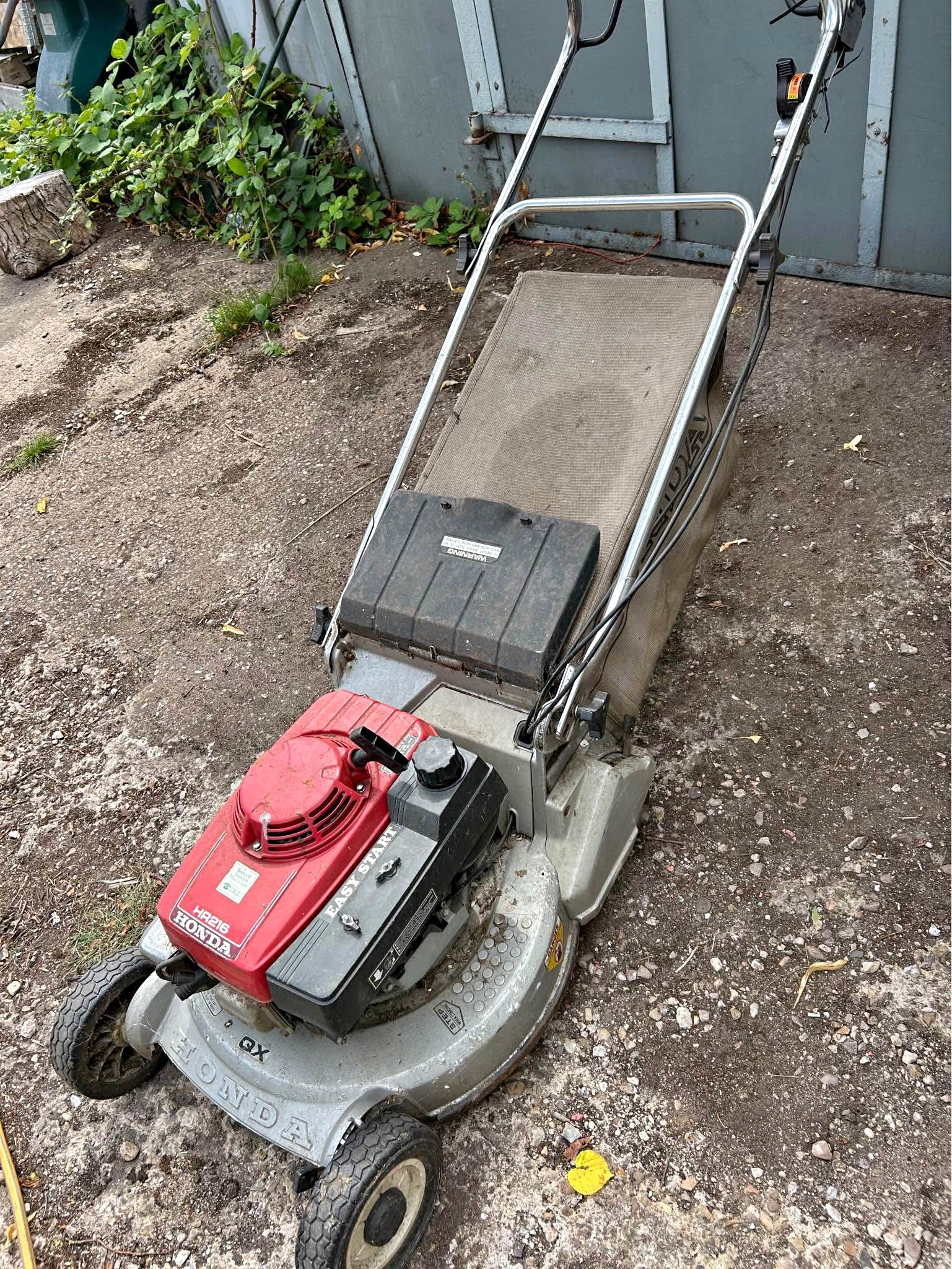 Honda hr216 - Lawn Mowers - Solihull | Facebook Marketplace | Facebook