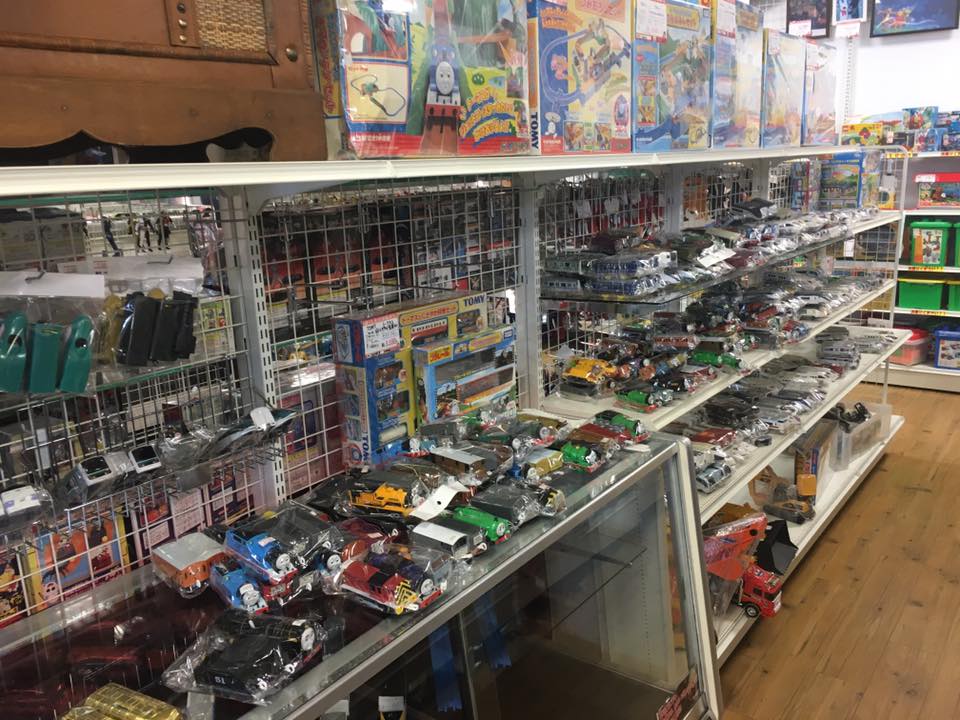 店頭引き取り限定！ ファニテリア 飾り棚 【リサイクルモールみっけ柏 