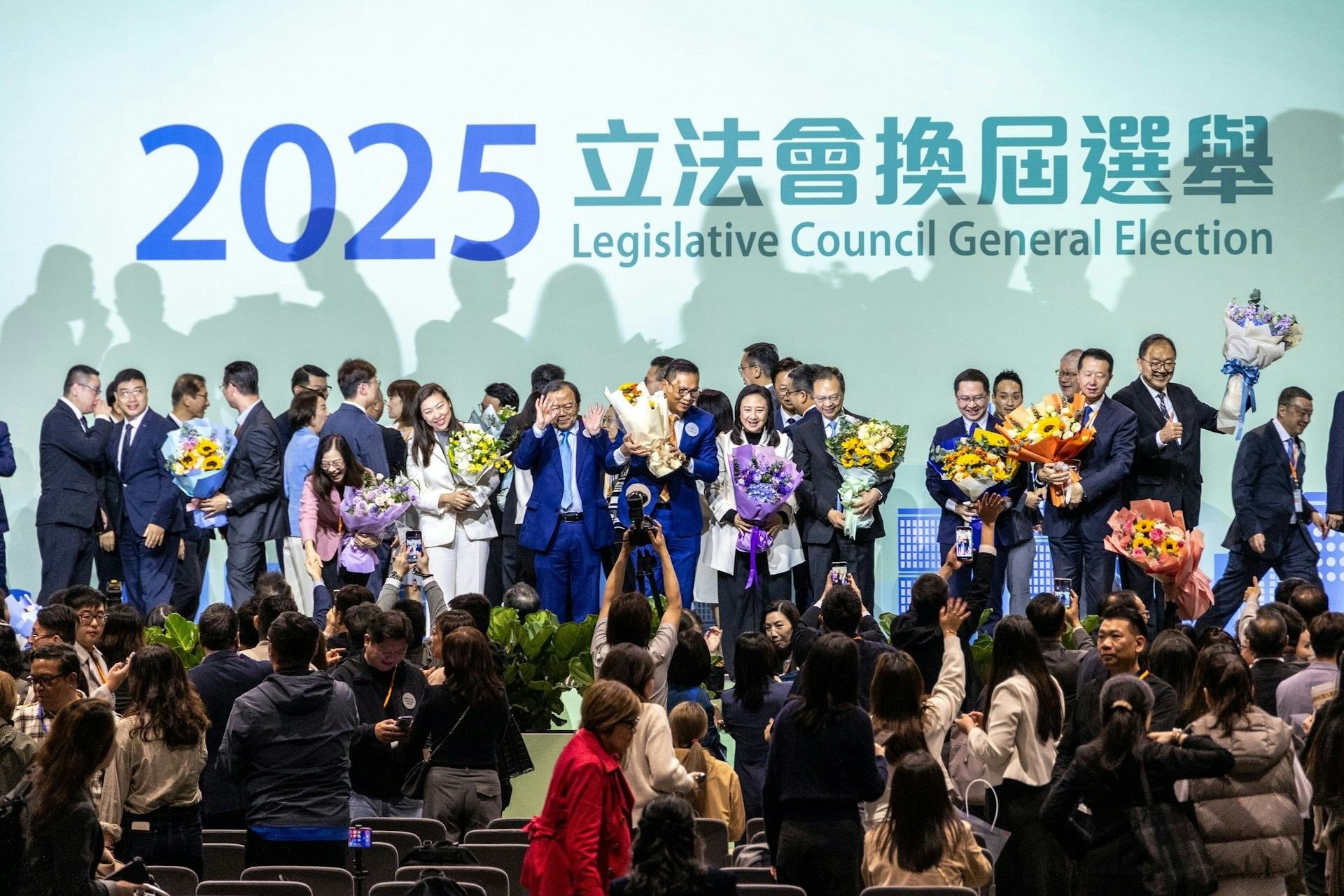 渾水財經Channel - 香港立法會選舉已於 12 月 7 日圓滿結束。對於這次事件，我個人有許多複雜的感受。... | Facebook