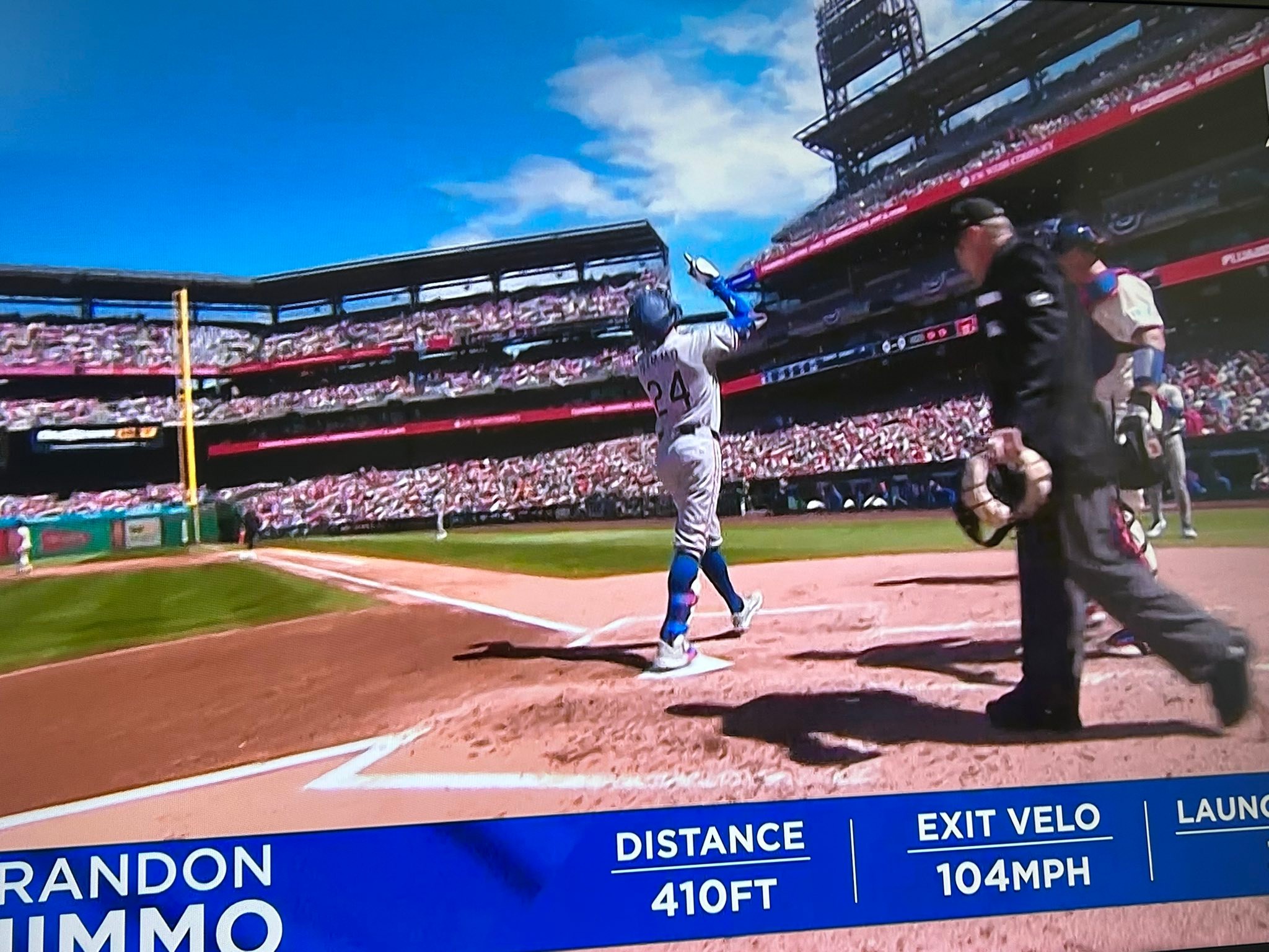 Brandon Nimmo's bomb puts the Rangers ahead! Nimmo's first home