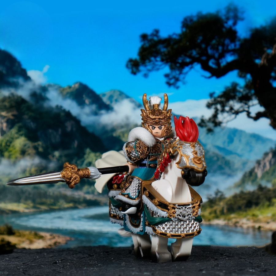 Ma Chao, known as the “Splendid Ma,” was one of the Five Tiger