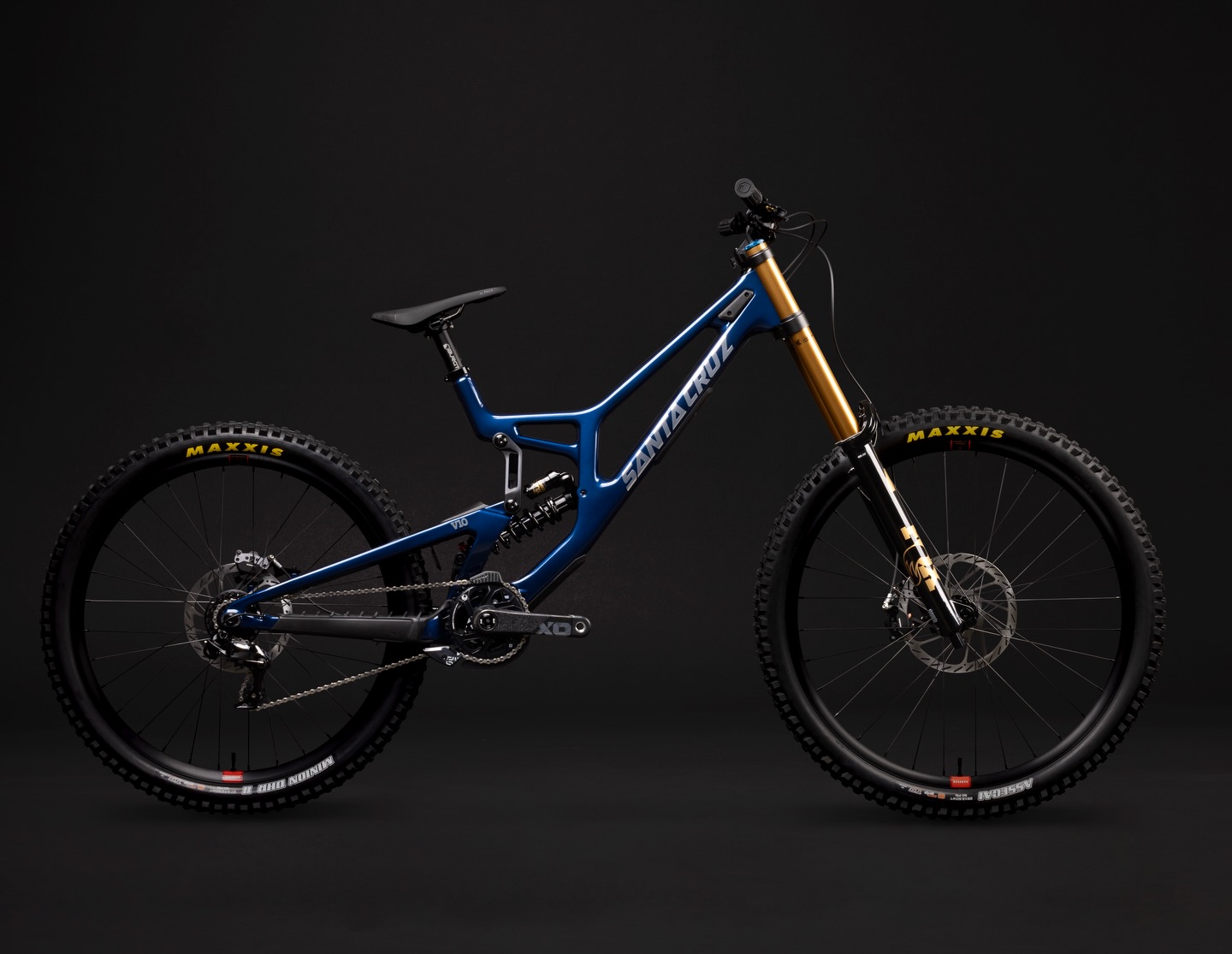 The New MY27 V10 X01 Confidence, Control, Speed • Featuring: - The