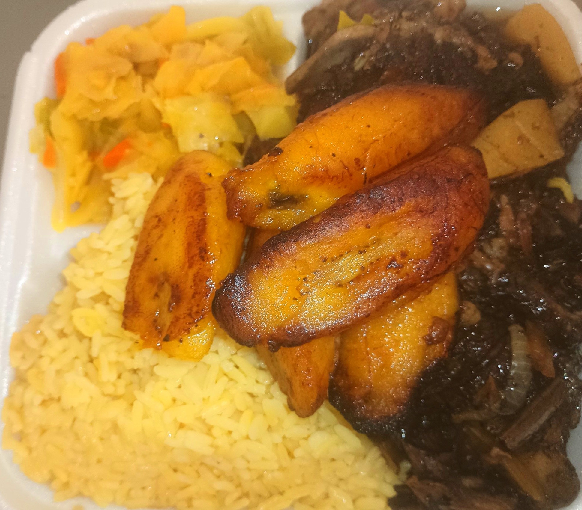 Foodie Fam, come Feast on this Friday favorite! OASIS CARIBBEAN 