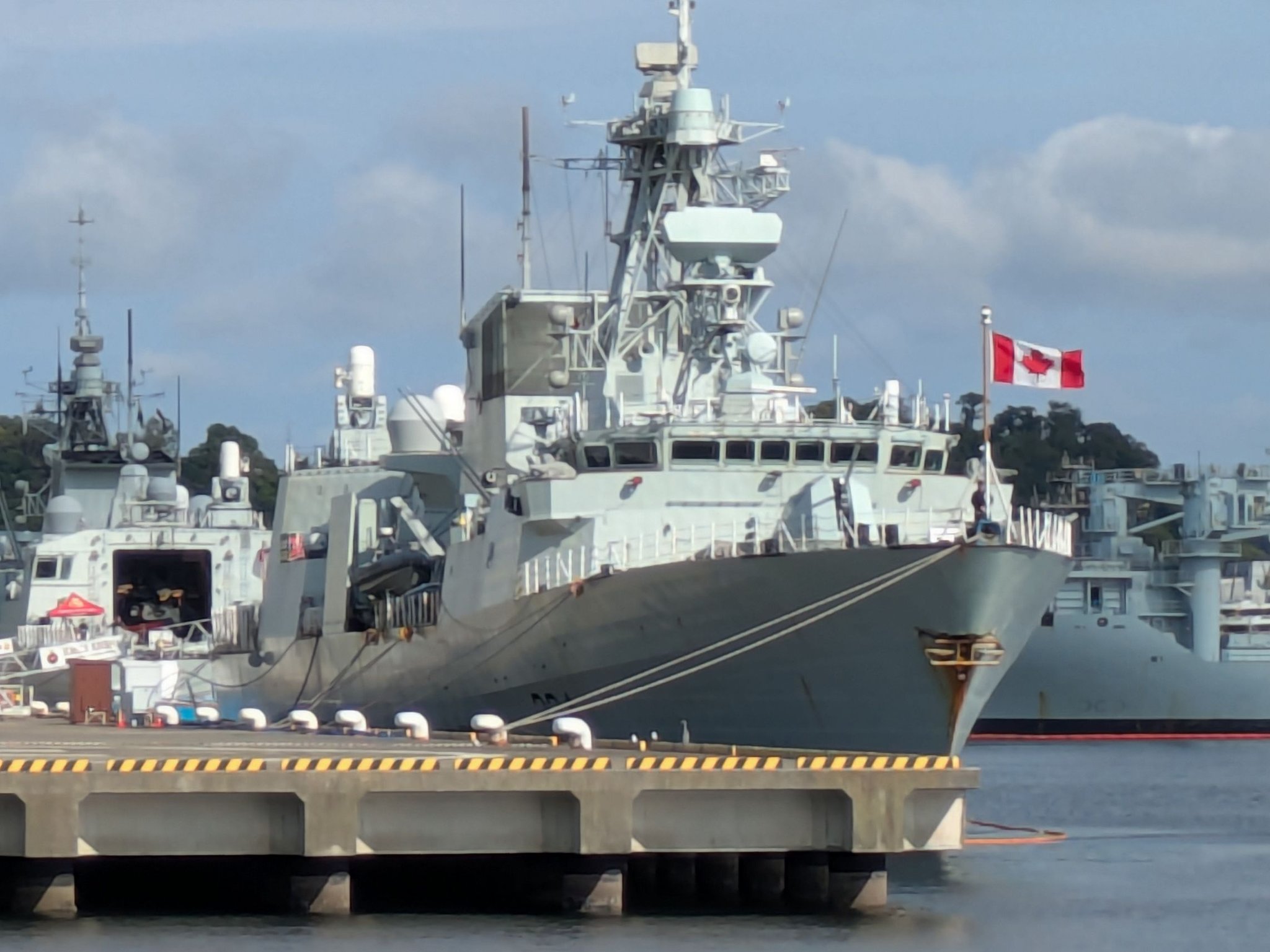 海上自衛隊横須賀地方総監部 Gallery added a new - 海上自衛隊