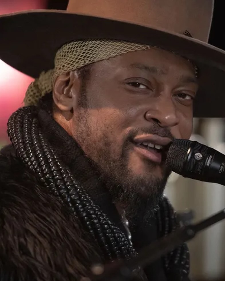 Sybil Wilkes - Grammy-winning R&B soul singer D’Angelo is... | Facebook