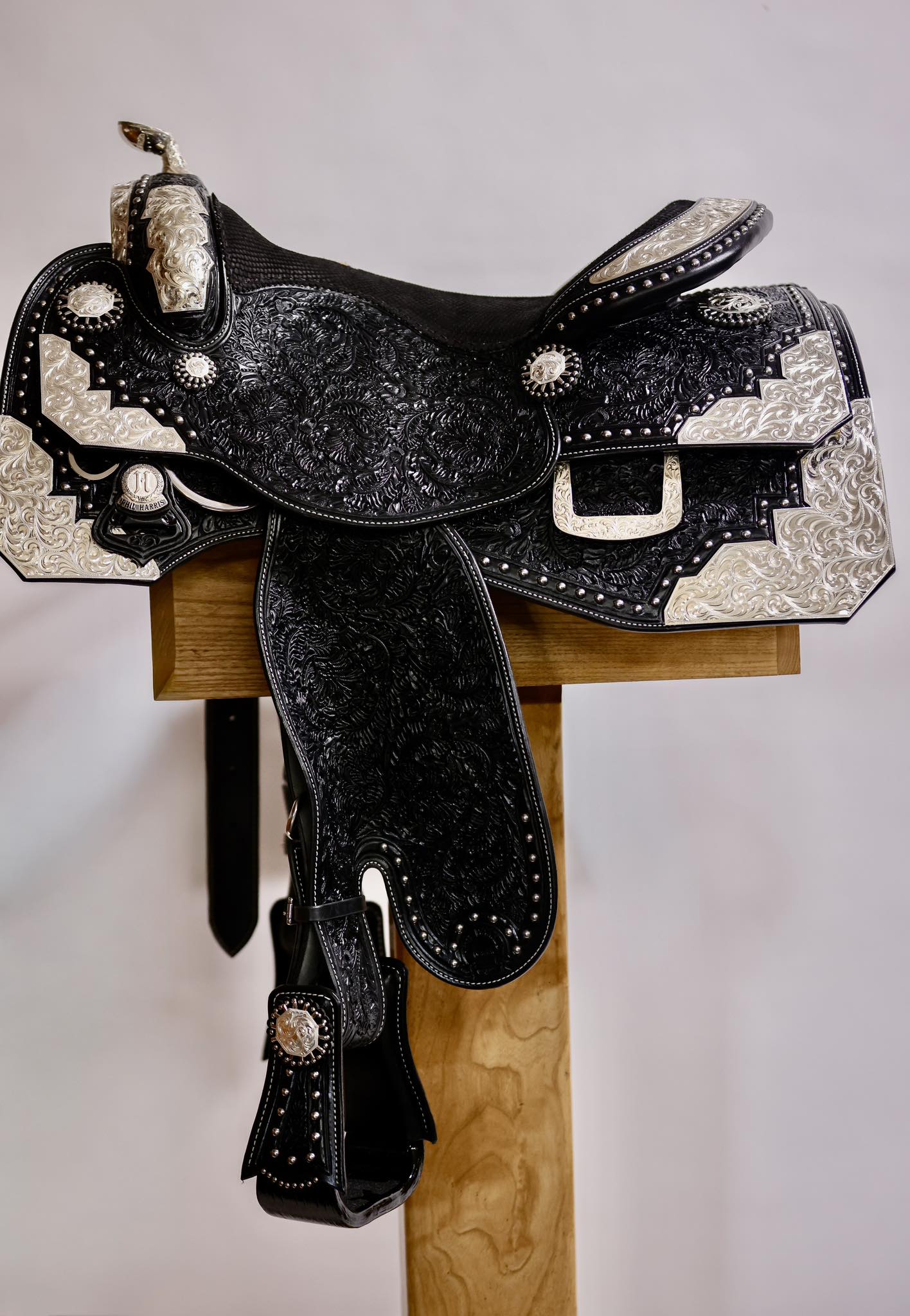 Licorne De Spectacle Western Harris Leather Works - Tête De Cheval Complète En Argent Sterling - Cuir Marron - Pour Cheval De 2 Ans