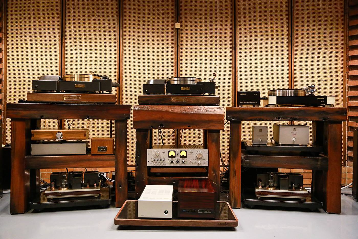 Micro Seiki SX 8000 and SX 8000 MkII turntables, CEC TL-0 CD