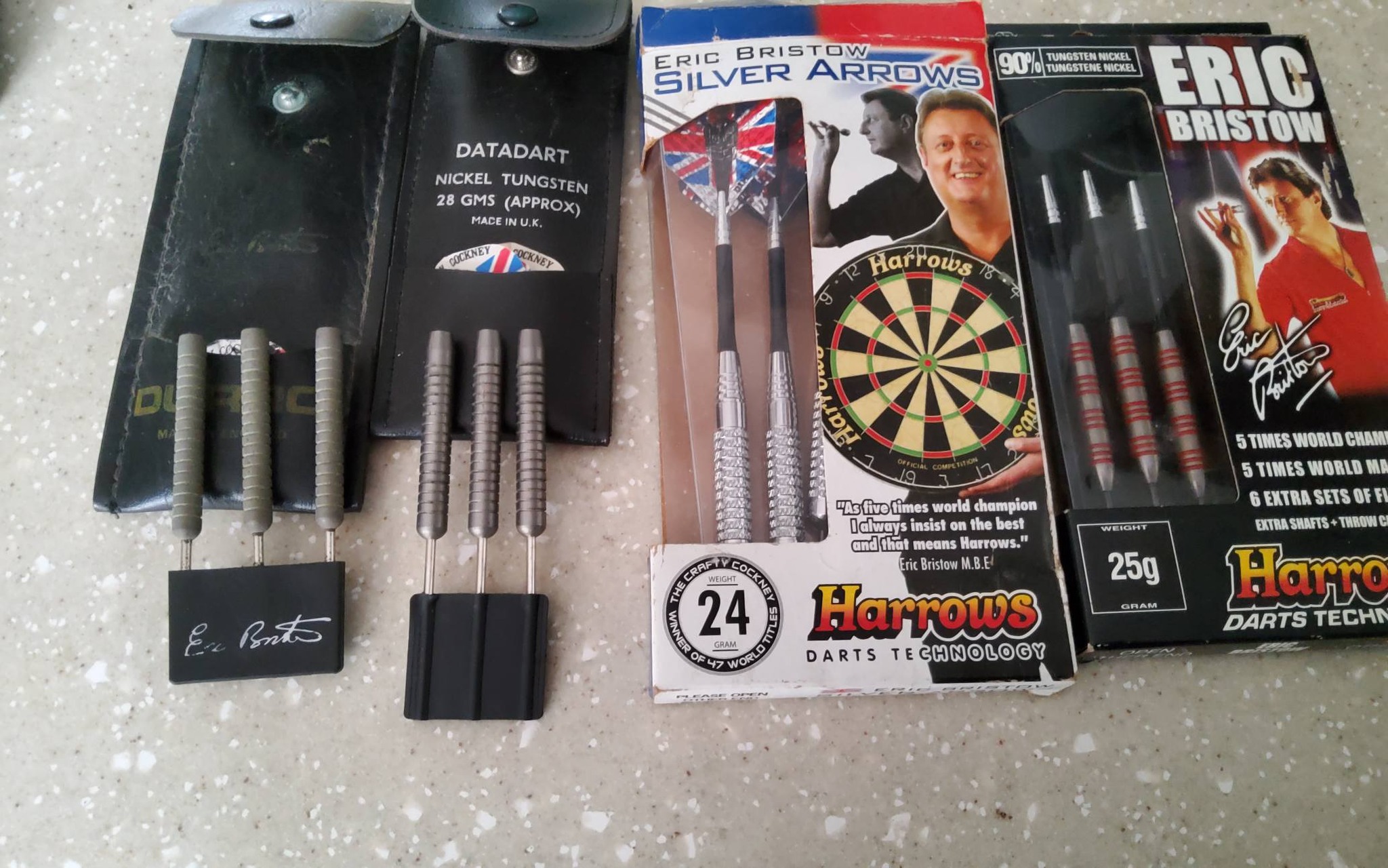 Are Eric Bristow darts sets available in 20gram weights?