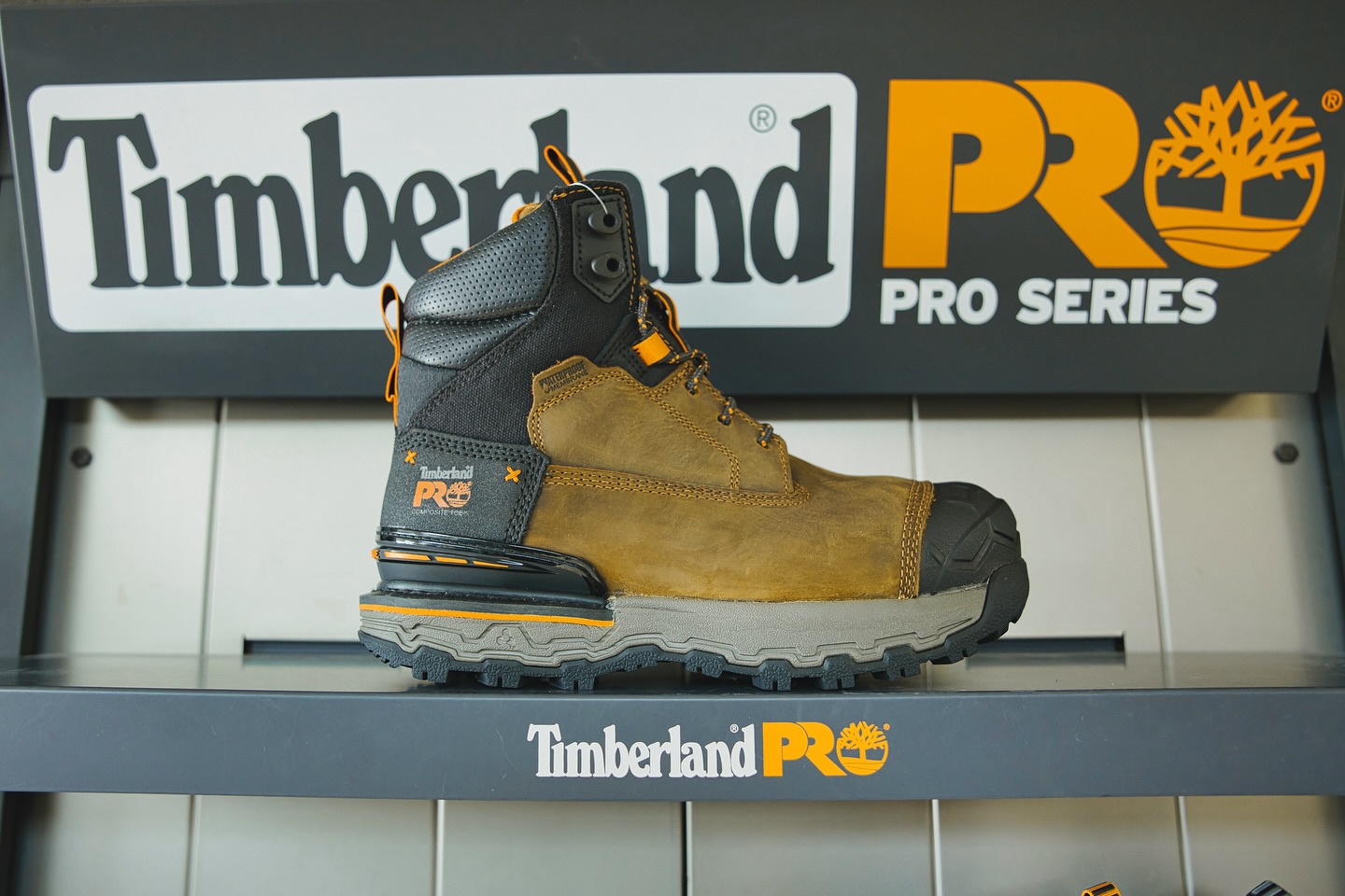 Tomcas Work and Safety Shoe, Corp.