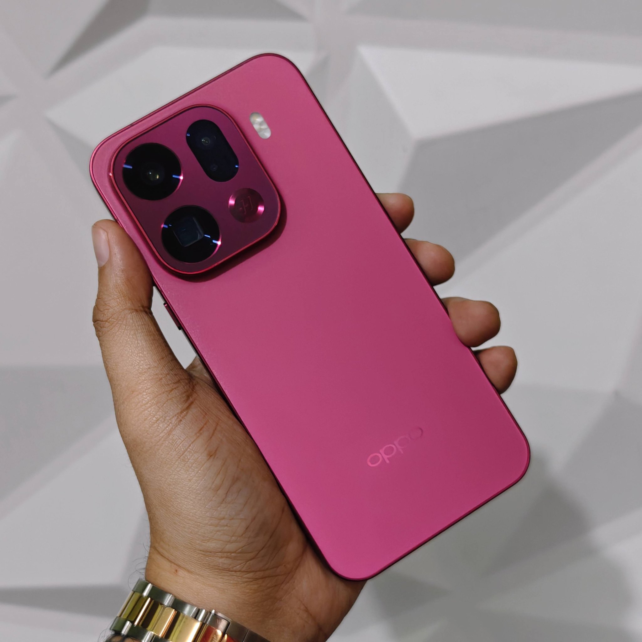 Oppo Find X8s Preowned / Good as new 100BH 12+256GB：PHP 23,995 12