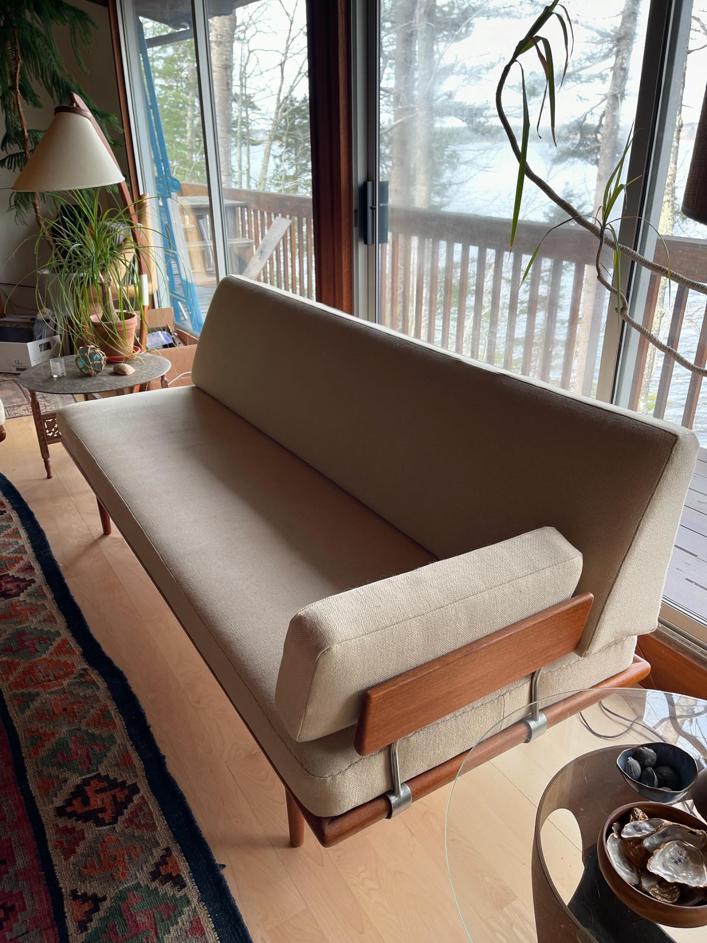 UPDATE - SOLD: Iconic Minerva sofa / daybed by renowned Danish