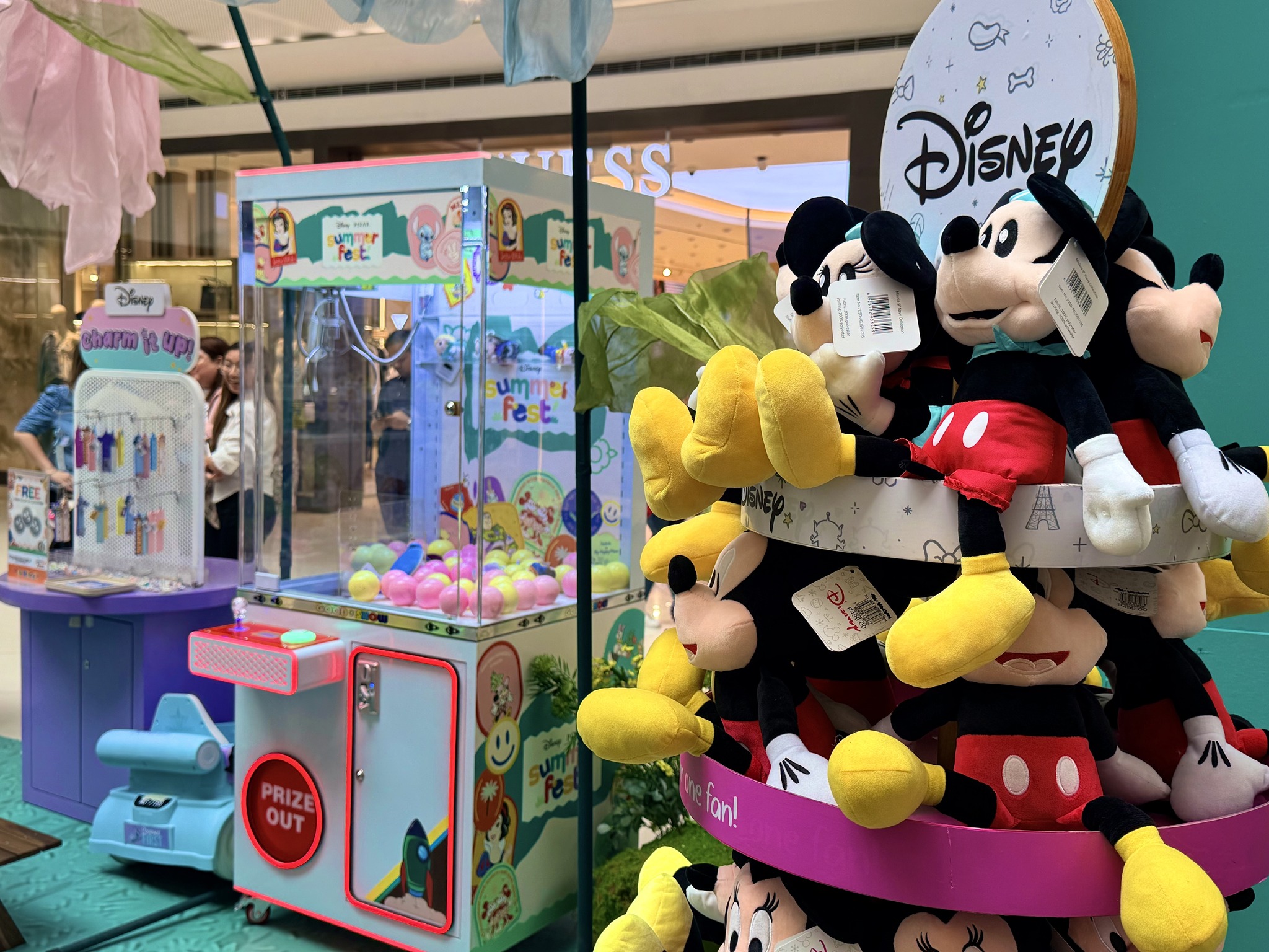 Disney Summer Fest 2026 has transformed SM Mall of Asia into a  display picture 1