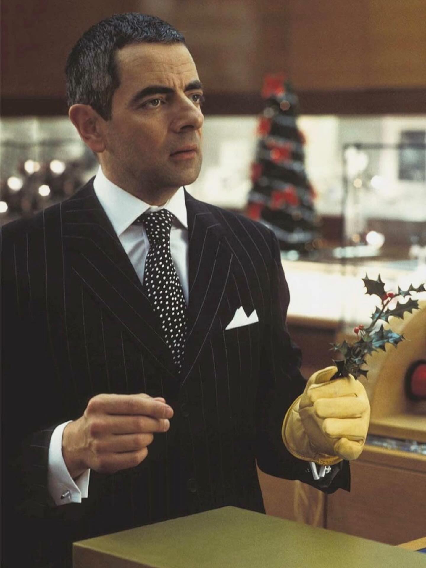 Rowan - Merry Christmas 🎄 📸: Peter Mountain 🎥: Love Actually (2003 ...
