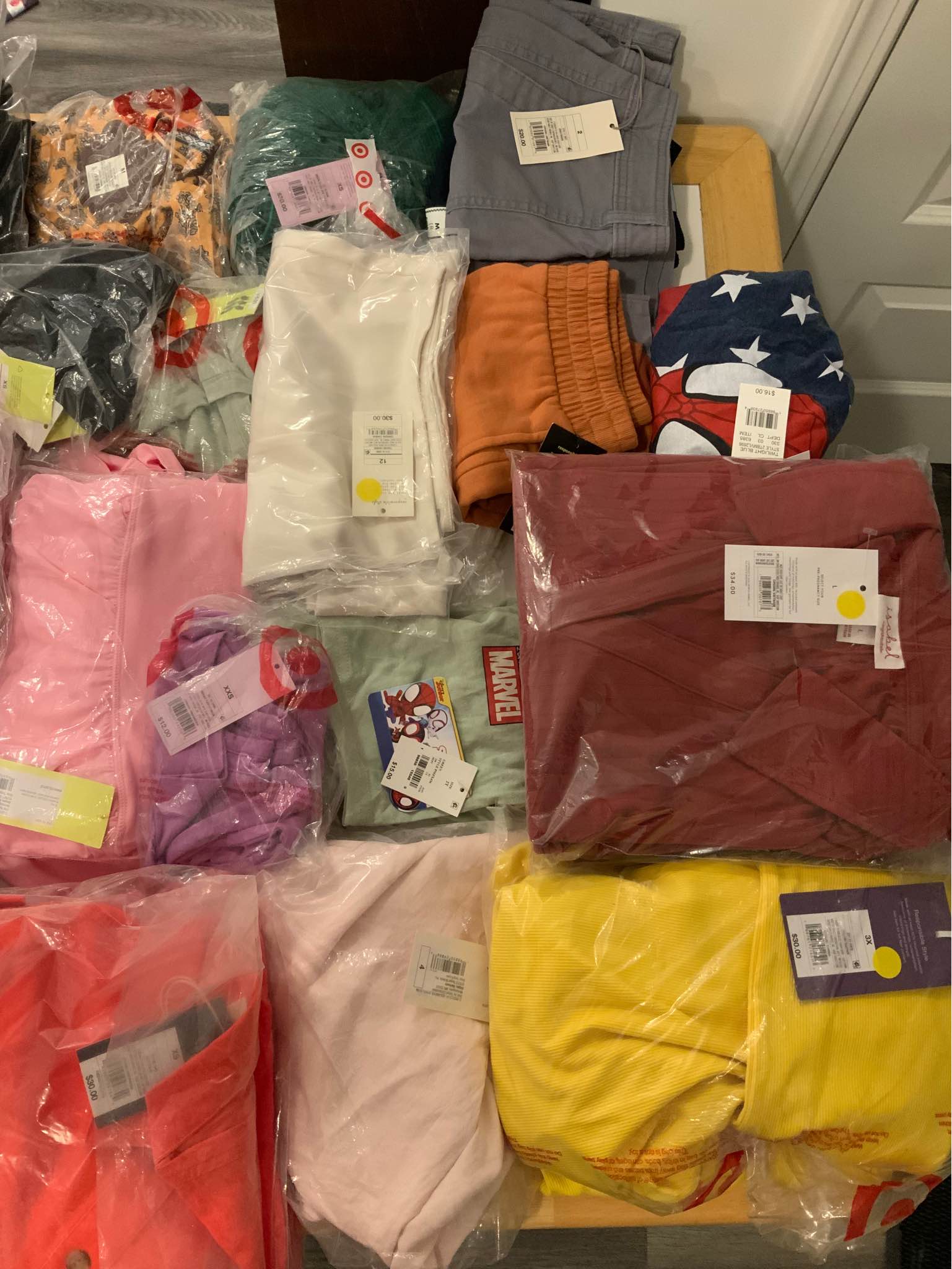 RESELLERS LOT OF NEW WITH TAGS TARGET BRANDS CLOTHING, MENS, WOMENS AND ...
