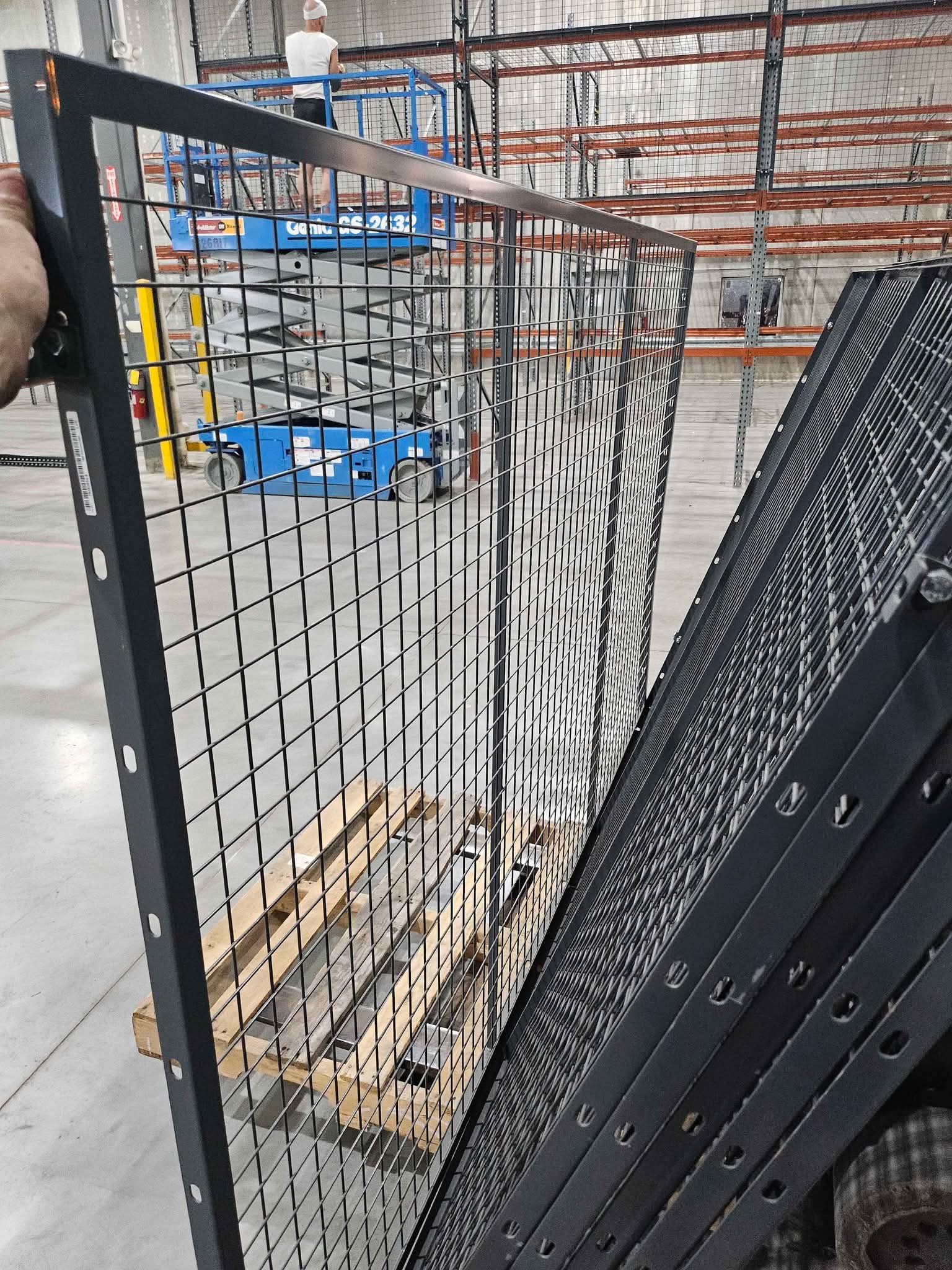 New Leftover Welded Wire Mesh Netting Security Backing Fencing 4' × 8 ...