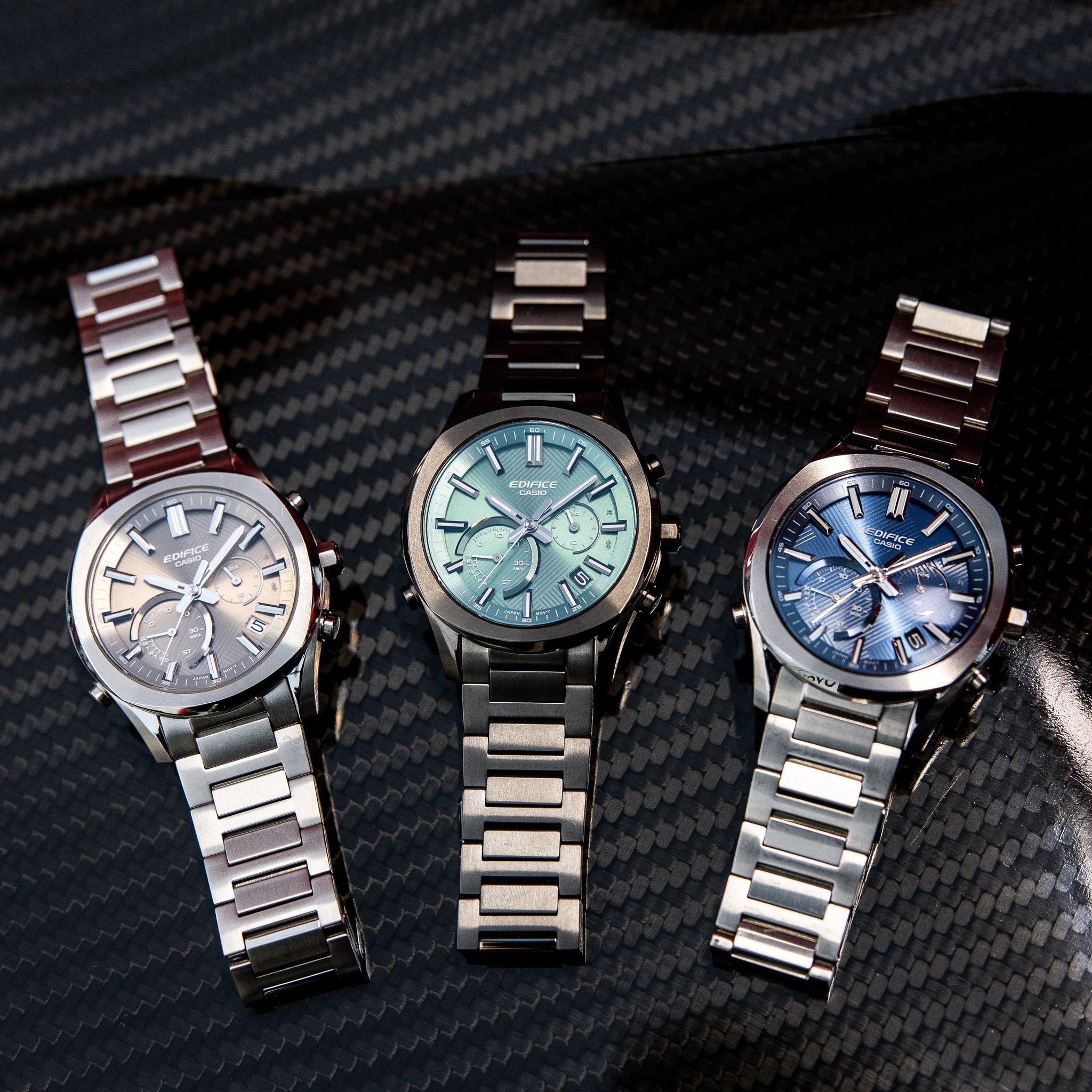 CASIO - CASIO EDIFICE has revealed its new model. EDIFICE EFB 