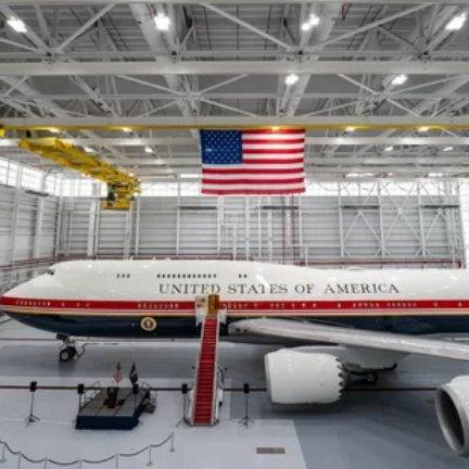 🇺🇸 NEW AIR FORCE ONE UNVEILED The Air Force just gave the public